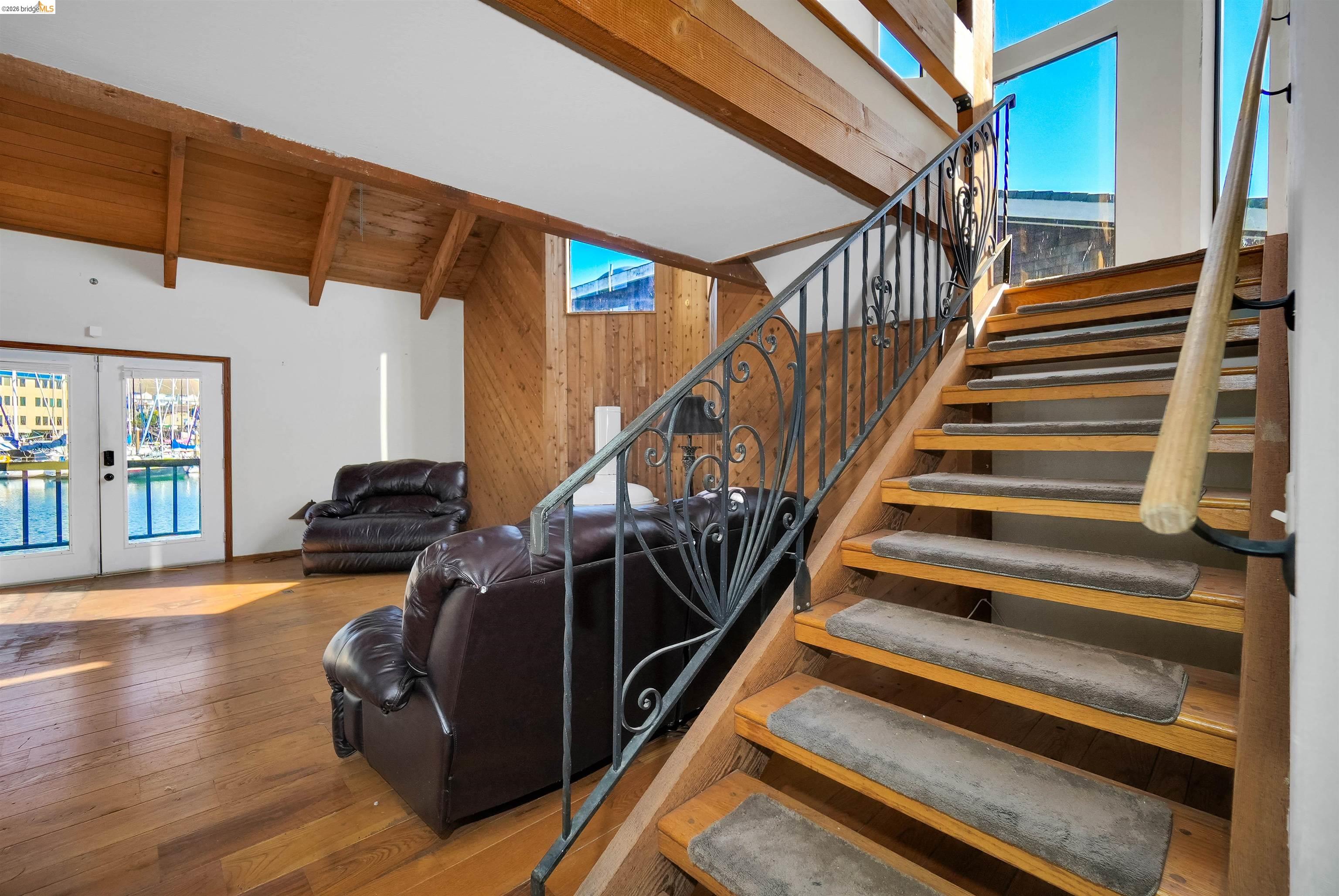 Detail Gallery Image 23 of 60 For 1293 Sanderling Is, Richmond,  CA 94801-4116 - 5 Beds | 2/1 Baths