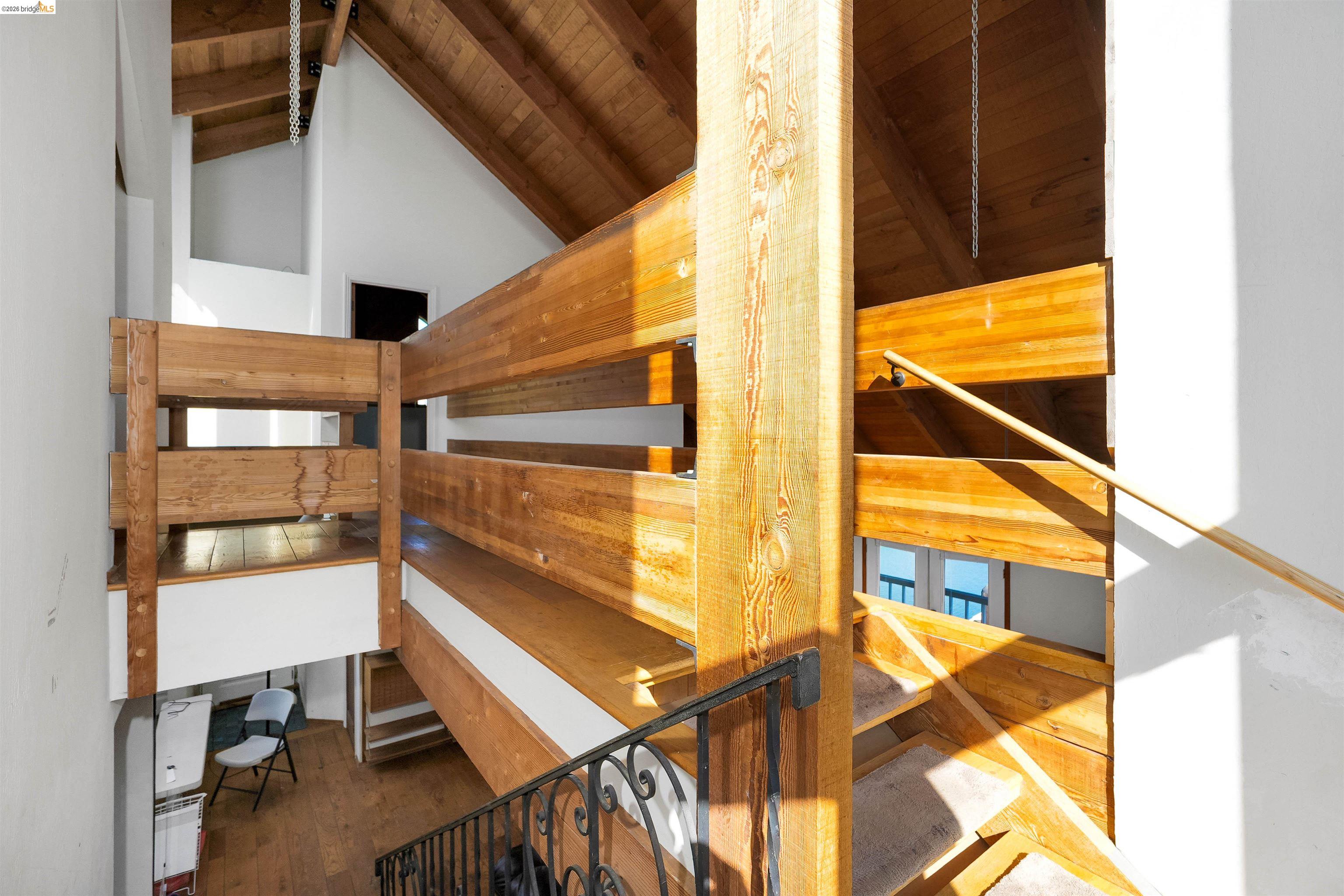 Detail Gallery Image 29 of 60 For 1293 Sanderling Is, Richmond,  CA 94801-4116 - 5 Beds | 2/1 Baths