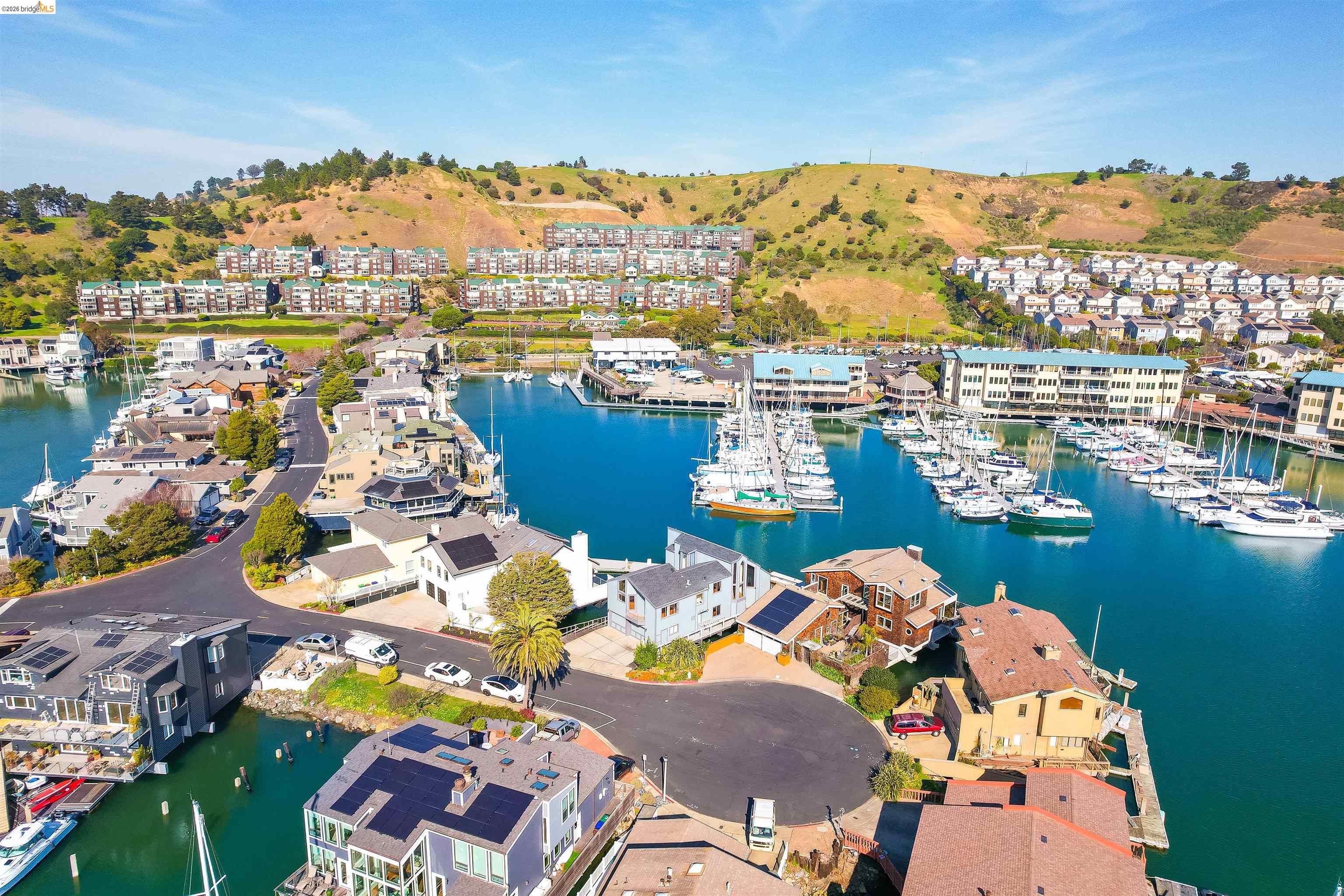 Detail Gallery Image 50 of 60 For 1293 Sanderling Is, Richmond,  CA 94801-4116 - 5 Beds | 2/1 Baths