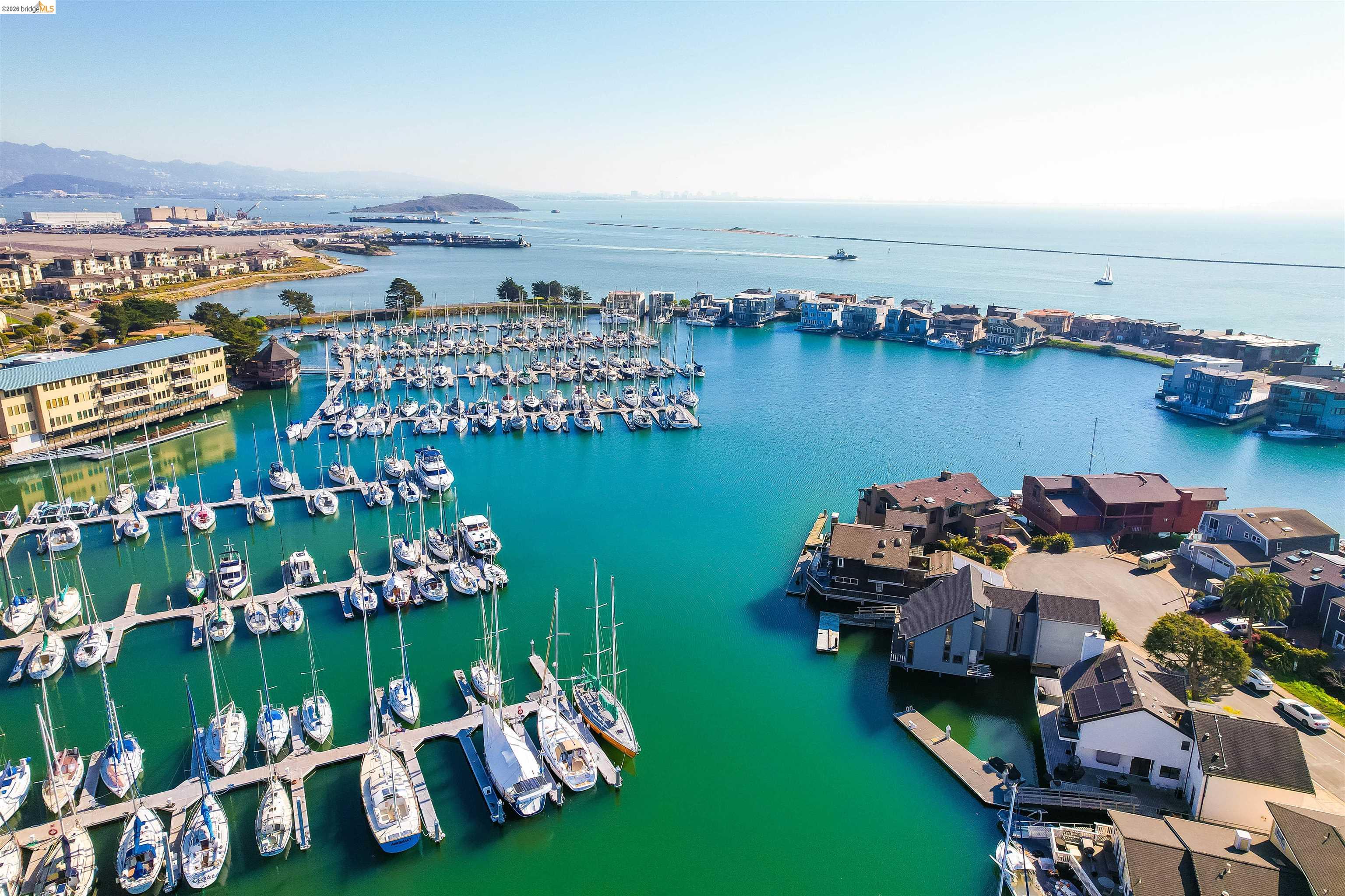 Detail Gallery Image 52 of 60 For 1293 Sanderling Is, Richmond,  CA 94801-4116 - 5 Beds | 2/1 Baths