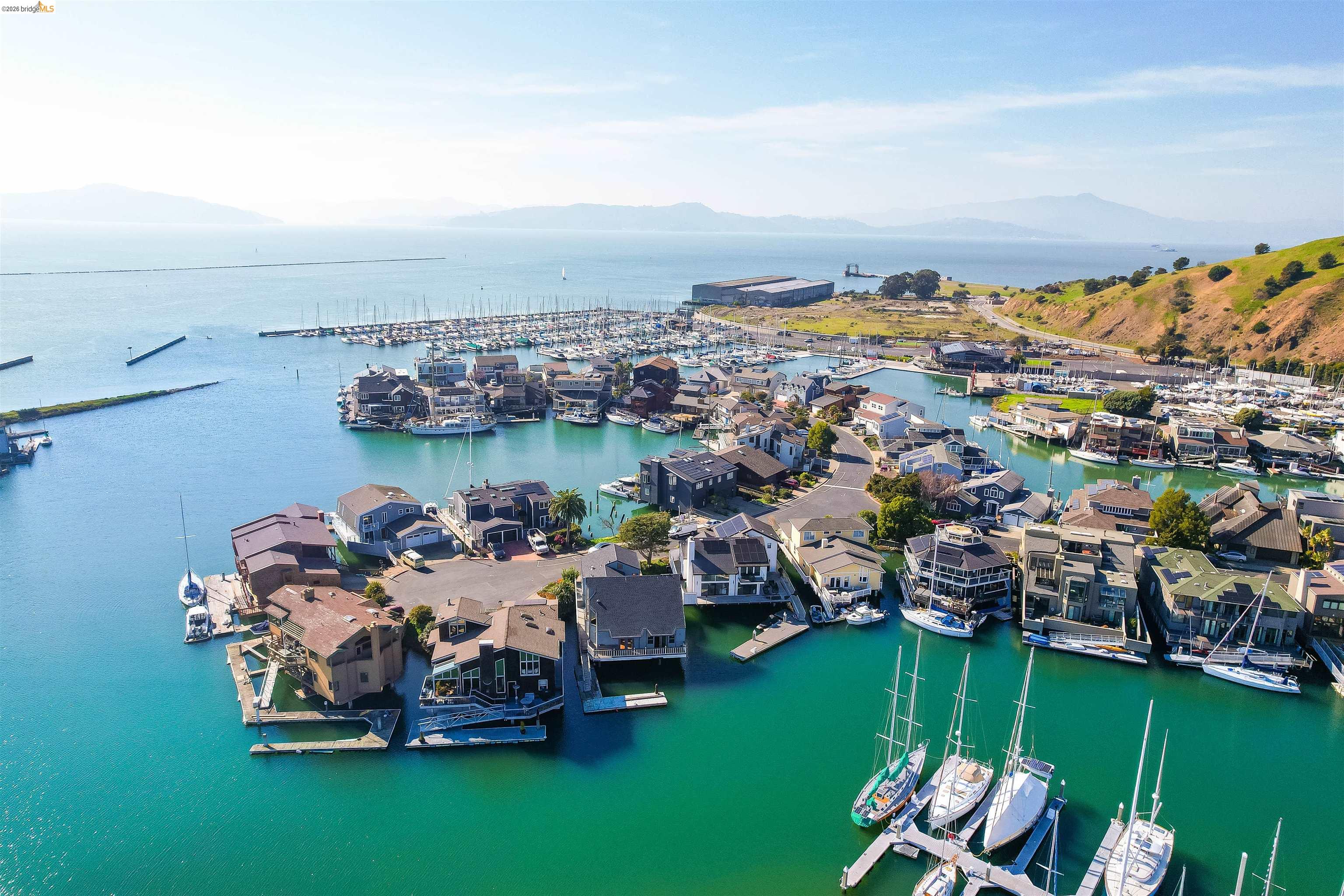 Detail Gallery Image 55 of 60 For 1293 Sanderling Is, Richmond,  CA 94801-4116 - 5 Beds | 2/1 Baths