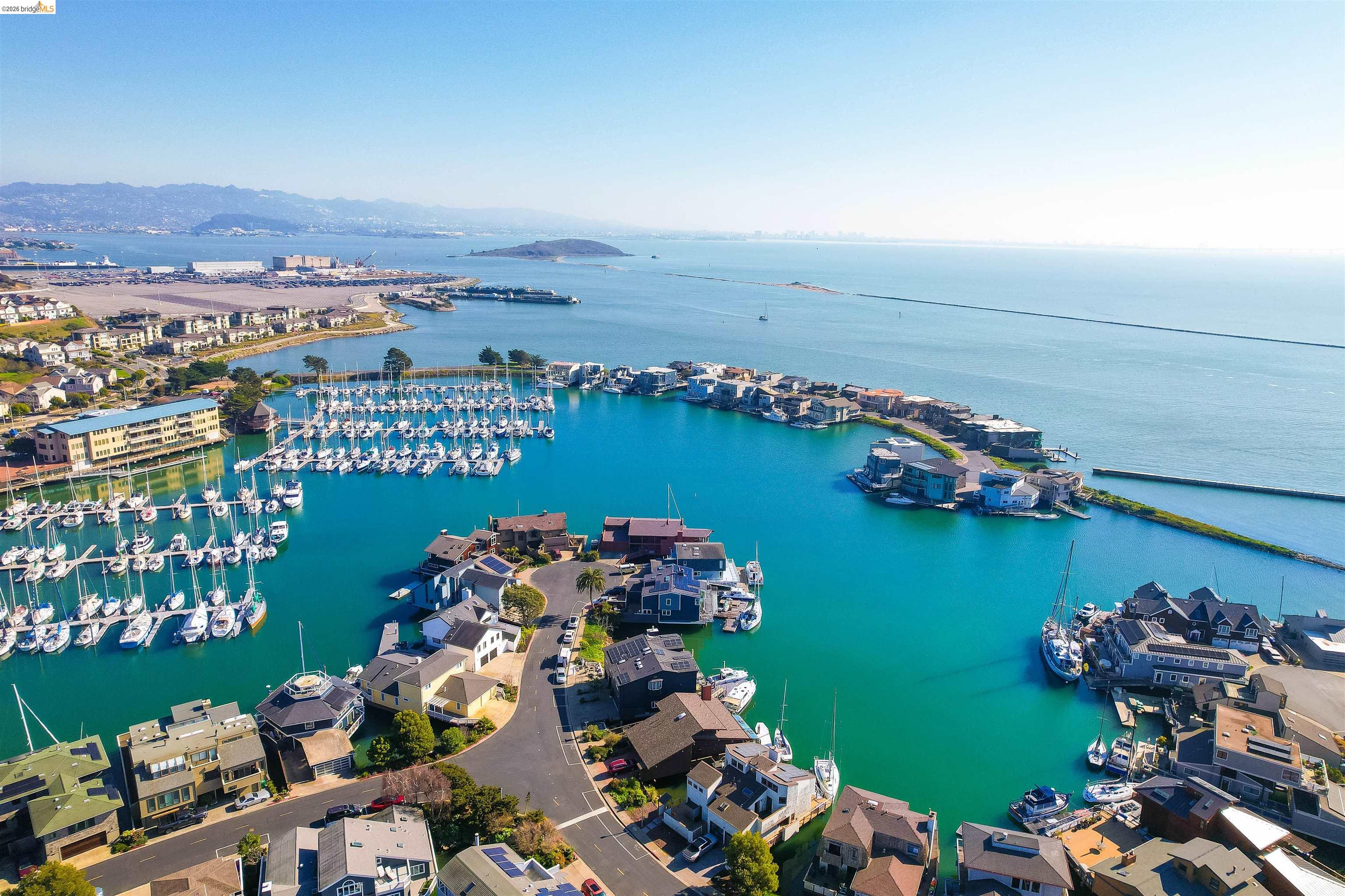 Detail Gallery Image 58 of 60 For 1293 Sanderling Is, Richmond,  CA 94801-4116 - 5 Beds | 2/1 Baths