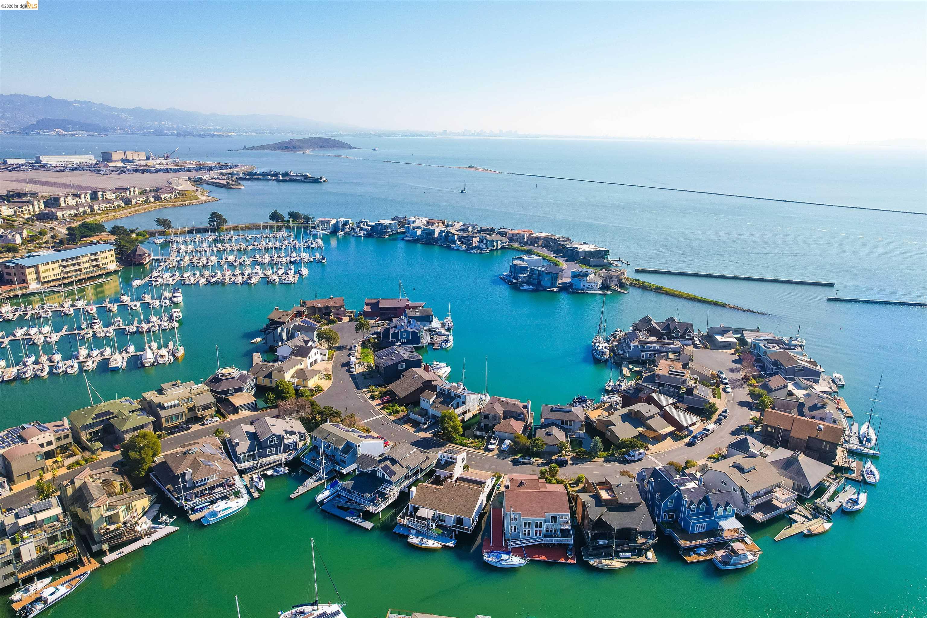 Detail Gallery Image 59 of 60 For 1293 Sanderling Is, Richmond,  CA 94801-4116 - 5 Beds | 2/1 Baths