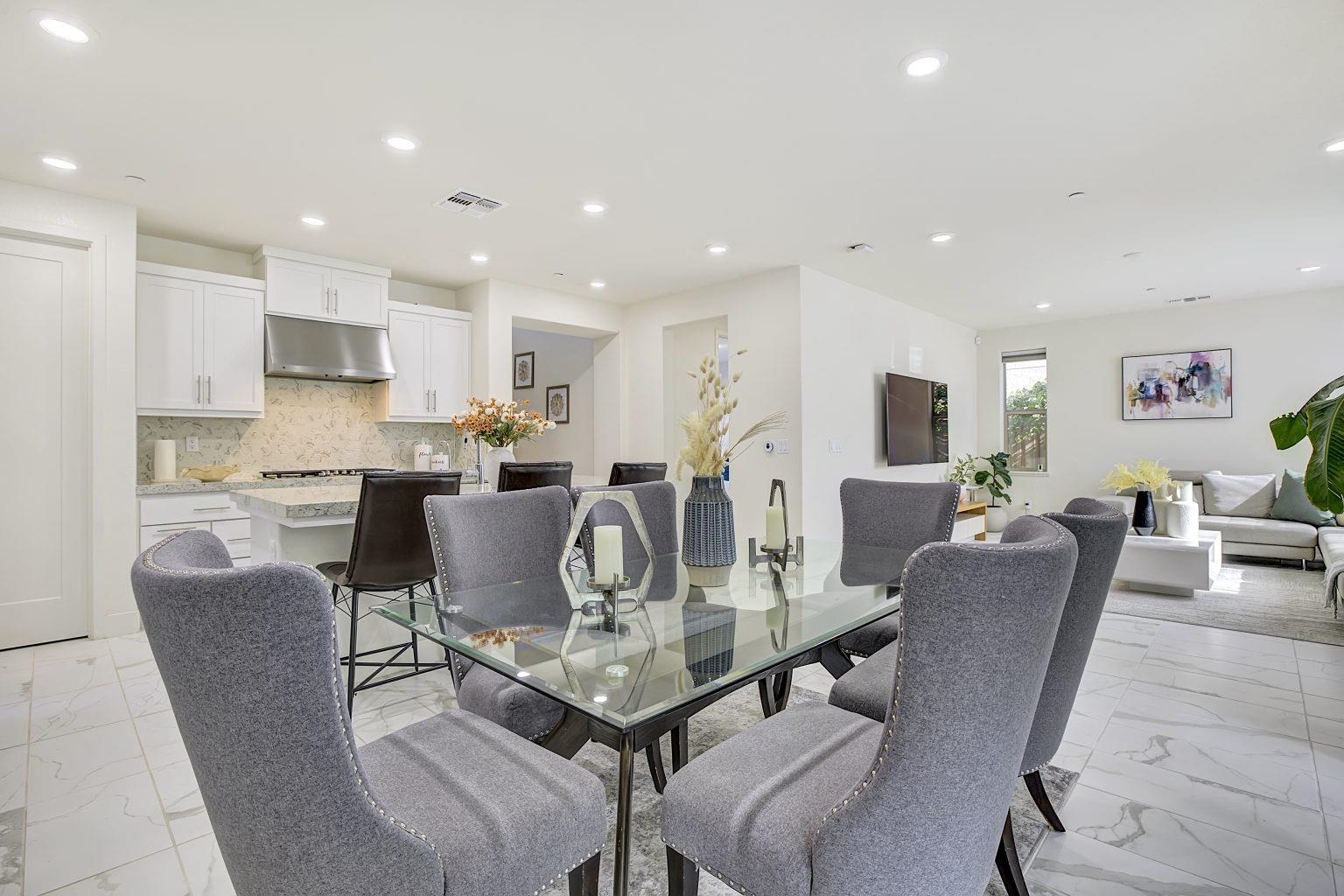 Detail Gallery Image 20 of 60 For 5882 Beechwood Loop, Dublin,  CA 94568 - 5 Beds | 4 Baths