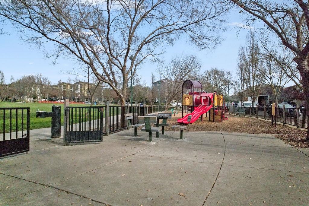 Detail Gallery Image 20 of 24 For 3290 Maguire Way #118,  Dublin,  CA 94568 - 1 Beds | 1 Baths