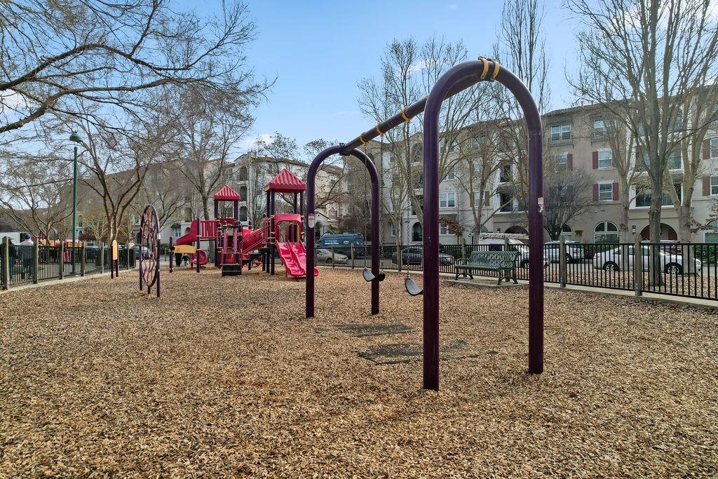 Detail Gallery Image 21 of 24 For 3290 Maguire Way #118,  Dublin,  CA 94568 - 1 Beds | 1 Baths