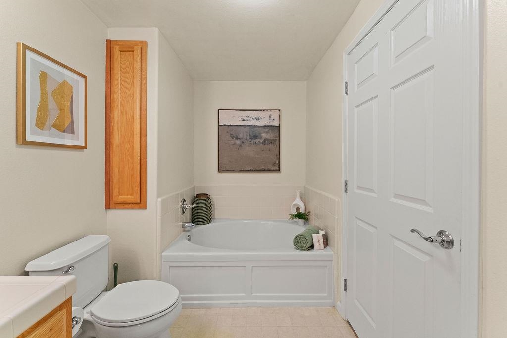 Detail Gallery Image 10 of 24 For 3290 Maguire Way #118,  Dublin,  CA 94568 - 1 Beds | 1 Baths