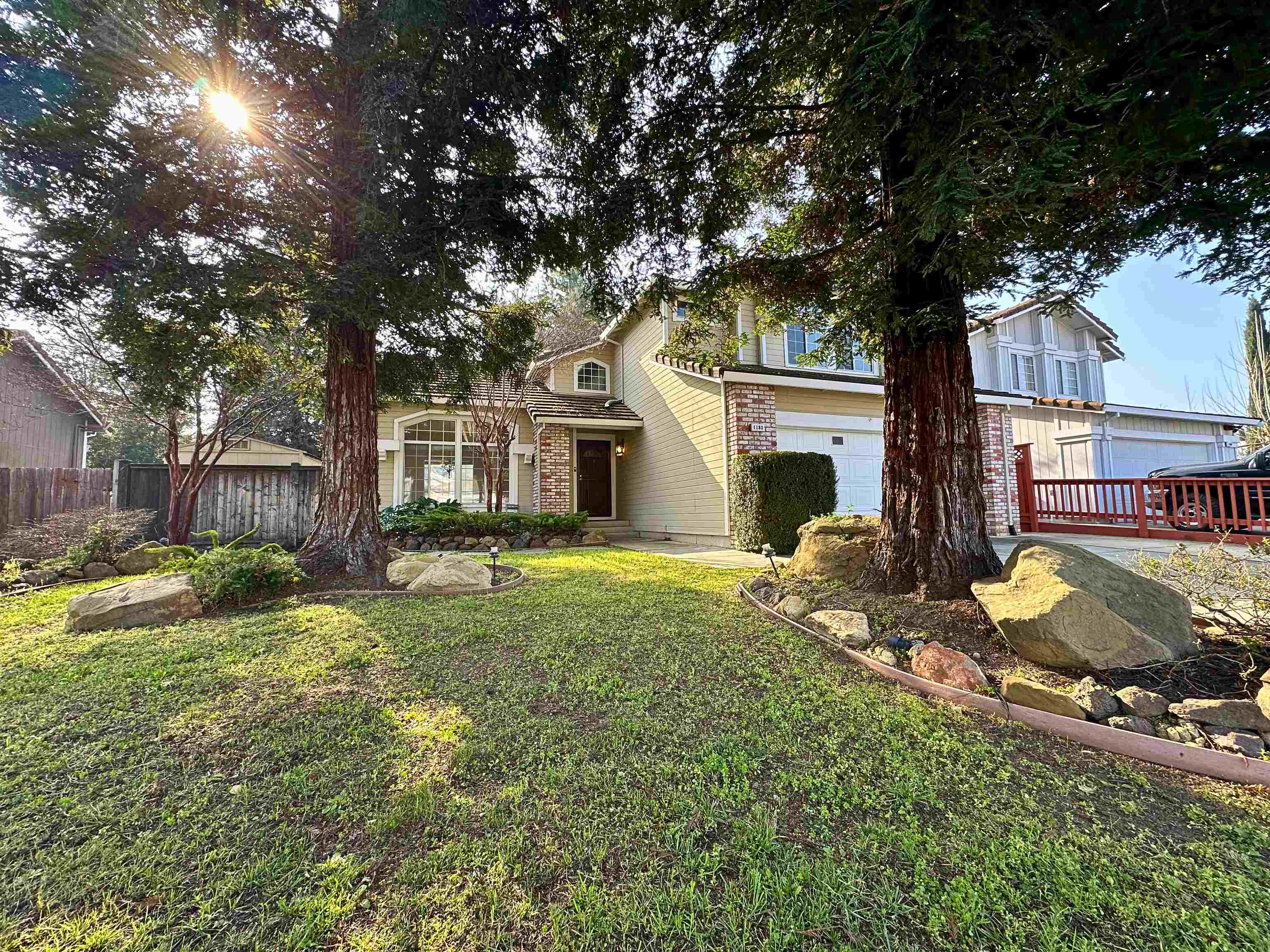 Detail Gallery Image 2 of 41 For 1180 Amanda Cir, Brentwood,  CA 94513 - 4 Beds | 2/1 Baths