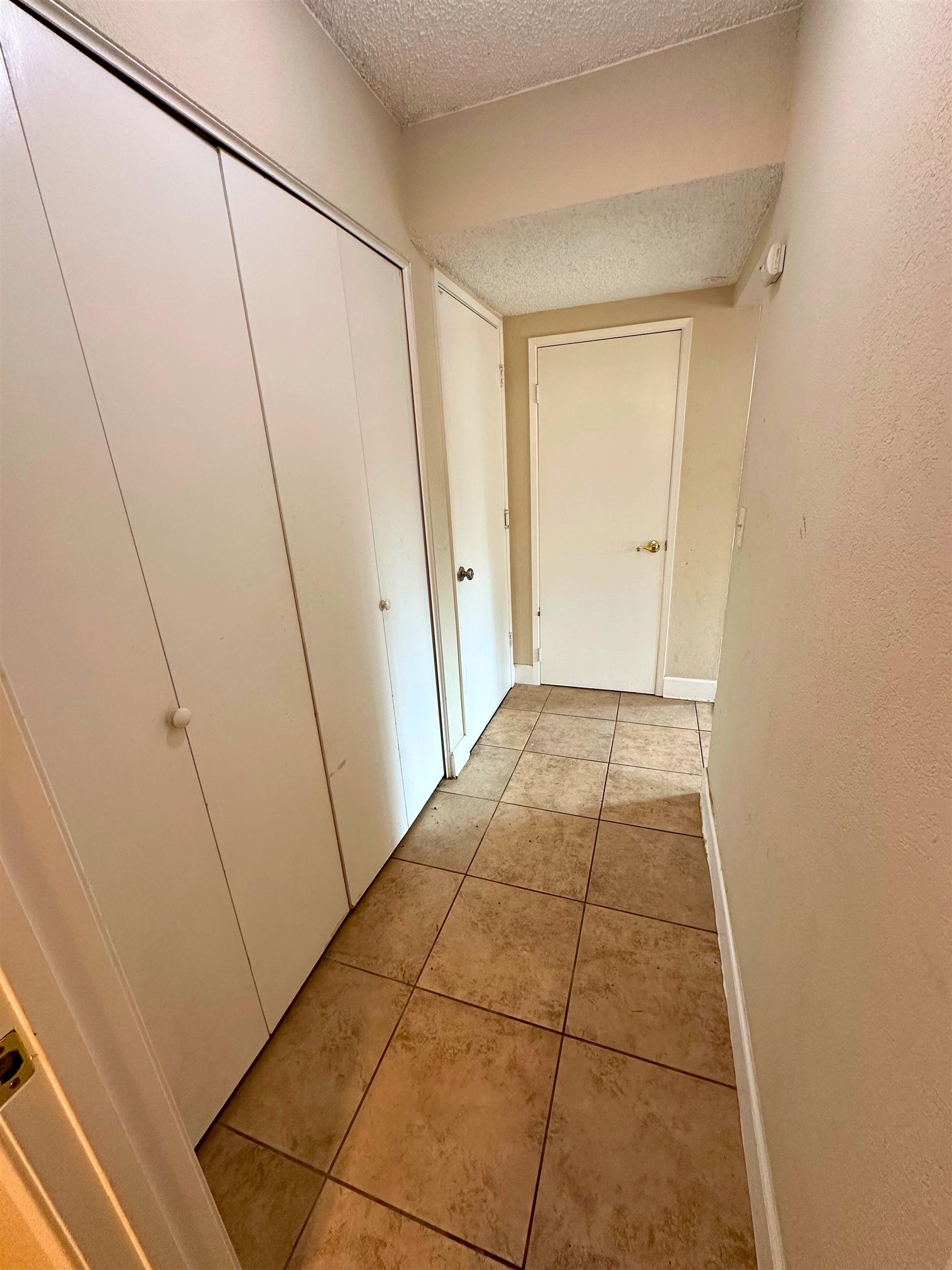 Detail Gallery Image 18 of 41 For 1180 Amanda Cir, Brentwood,  CA 94513 - 4 Beds | 2/1 Baths