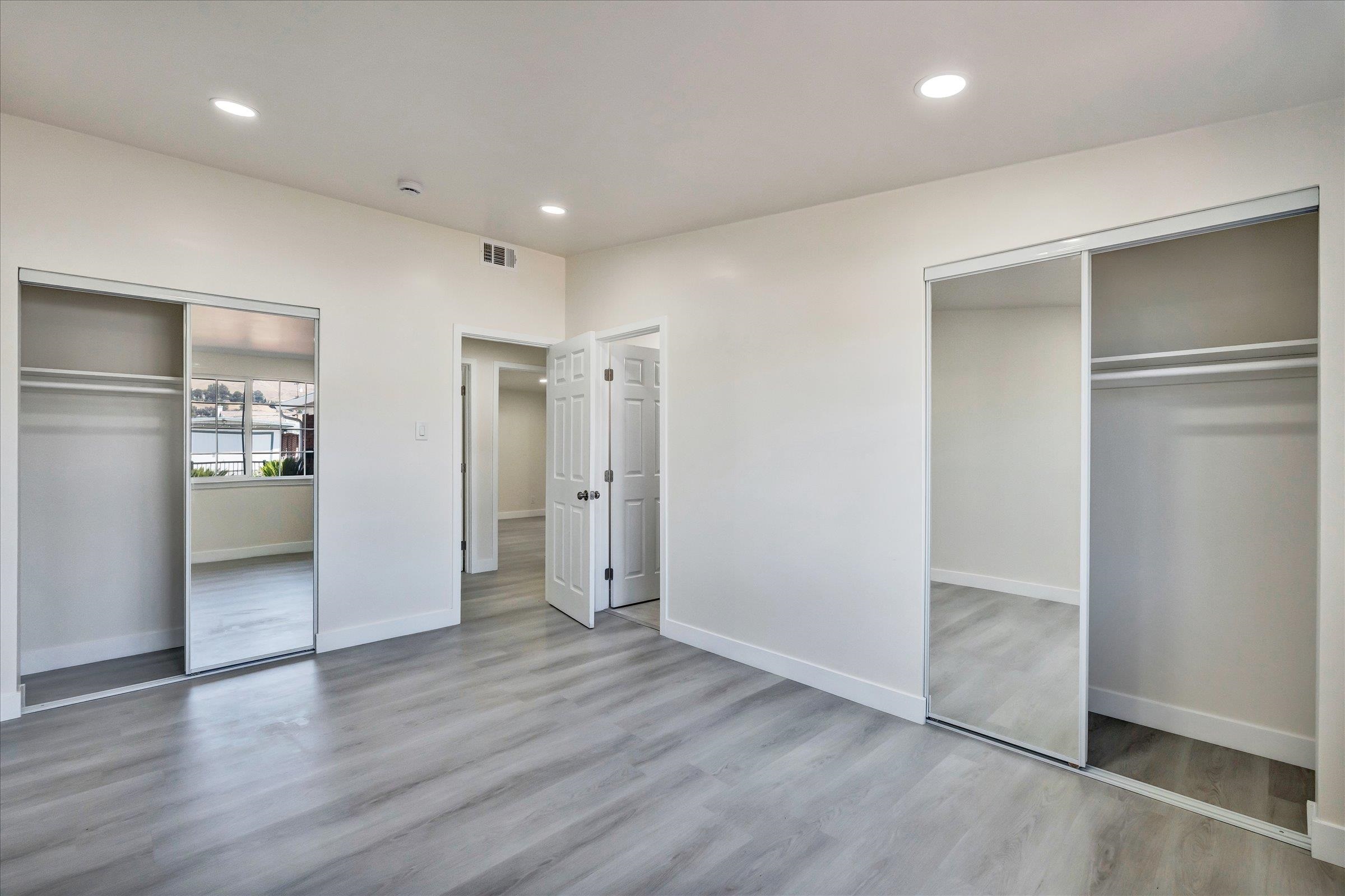 Detail Gallery Image 30 of 34 For 28315 Rochelle Ave, Hayward,  CA 94544 - 5 Beds | 3 Baths