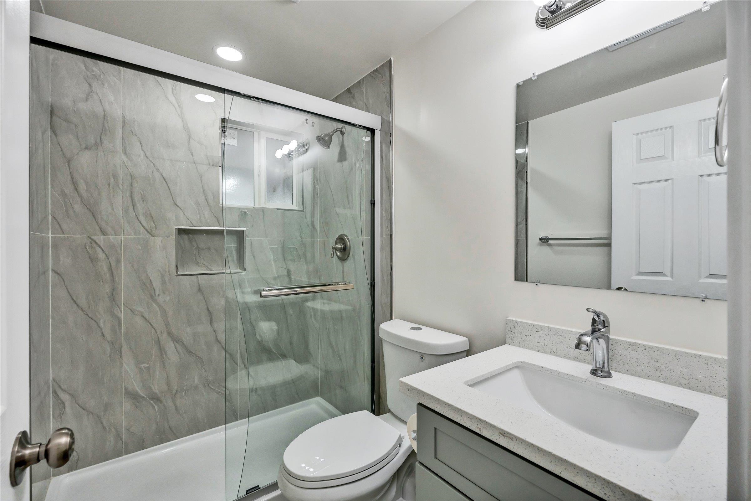 Detail Gallery Image 34 of 34 For 28315 Rochelle Ave, Hayward,  CA 94544 - 5 Beds | 3 Baths