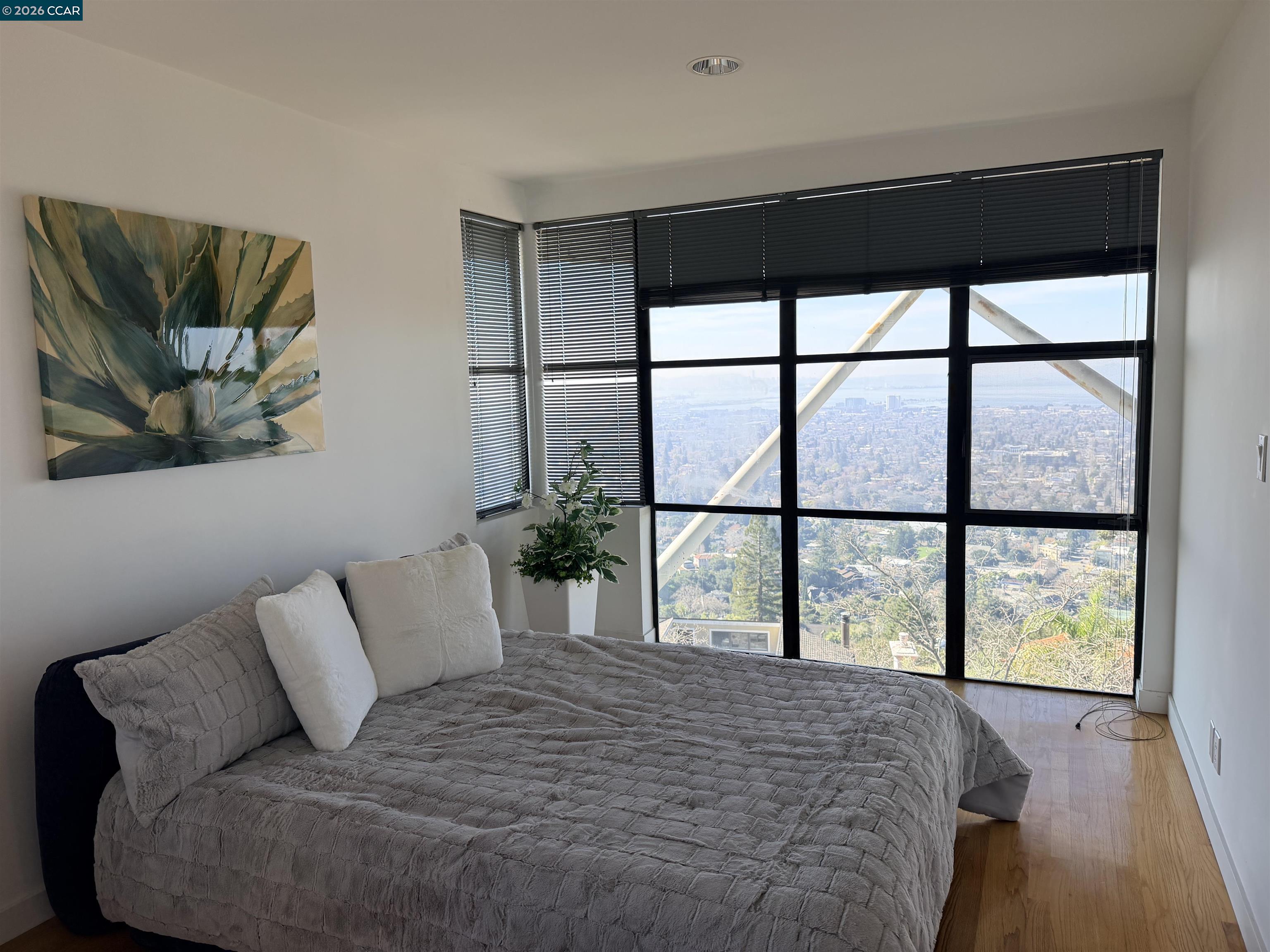 Detail Gallery Image 13 of 20 For , Berkeley,  CA 94705 - 3 Beds | 3 Baths