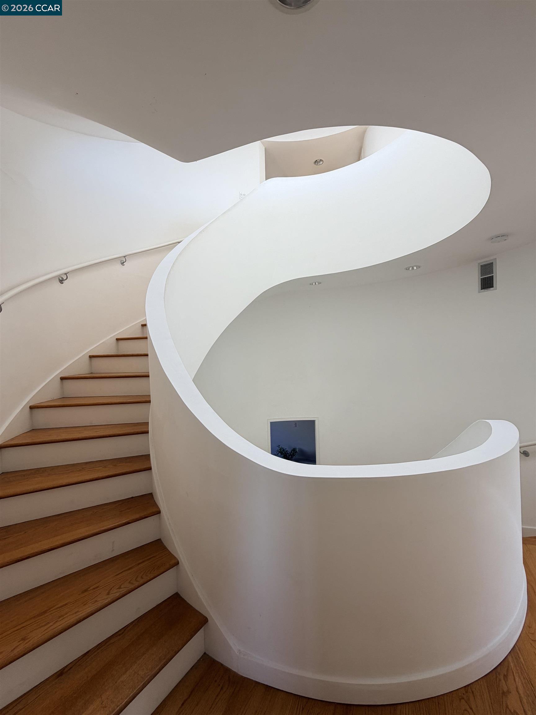 Detail Gallery Image 20 of 20 For , Berkeley,  CA 94705 - 3 Beds | 3 Baths