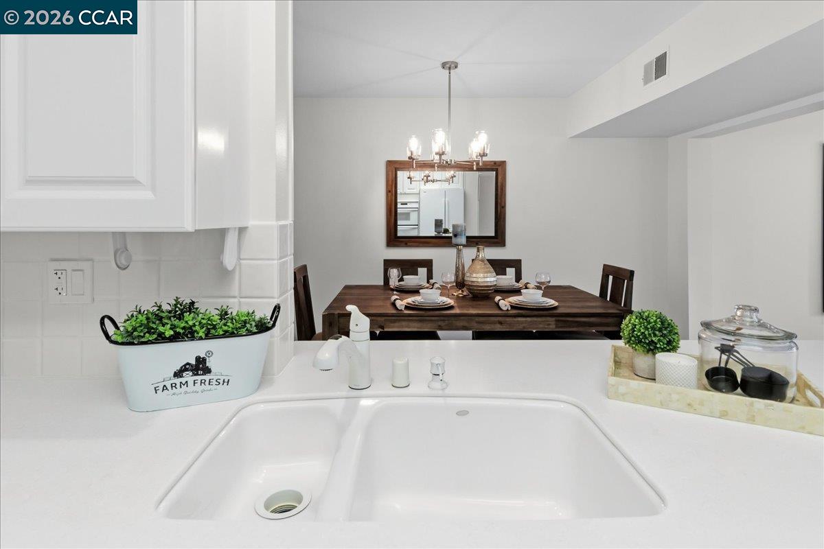 Photo #16: 41122996 Listing: Photo #16