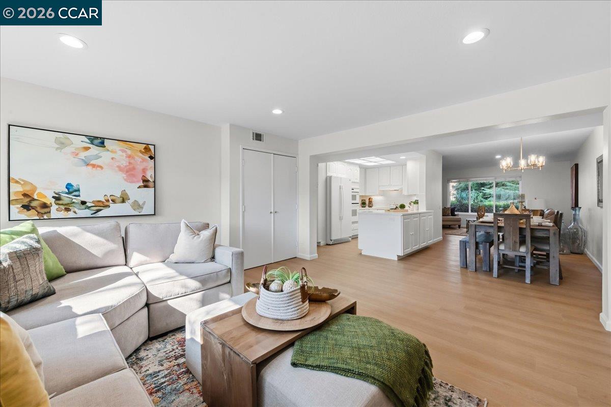 Photo #24: 41122996 Listing: Photo #24