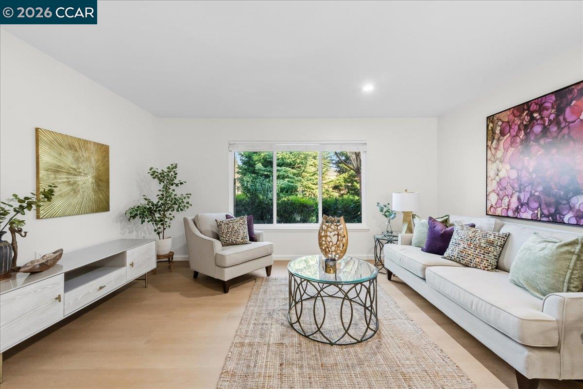 Photo #9: 41122996 Listing: Photo #9