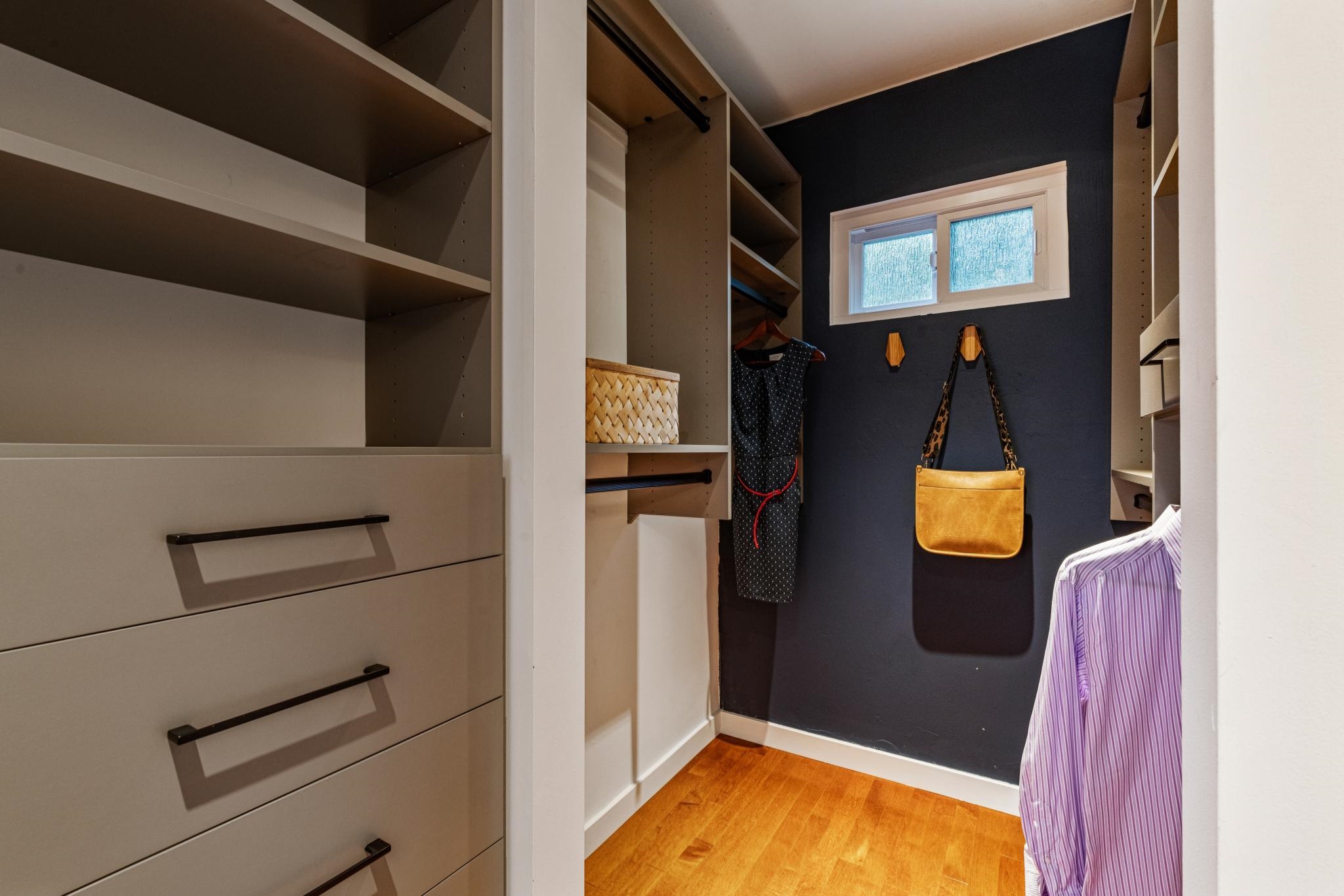 Detail Gallery Image 24 of 35 For 935 Grizzly Peak Blvd, Berkeley,  CA 94708 - 4 Beds | 2/1 Baths