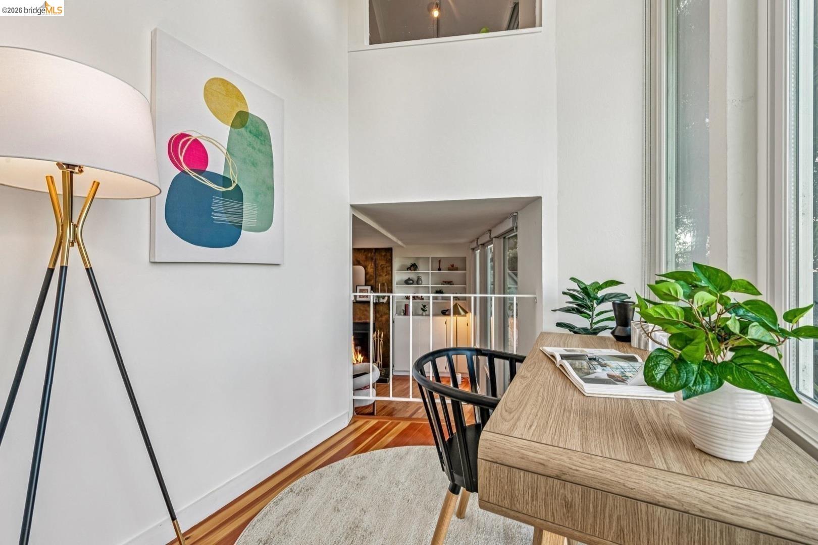 Detail Gallery Image 10 of 22 For 935 Grizzly Peak Blvd, Berkeley,  CA 94708 - 4 Beds | 2/1 Baths