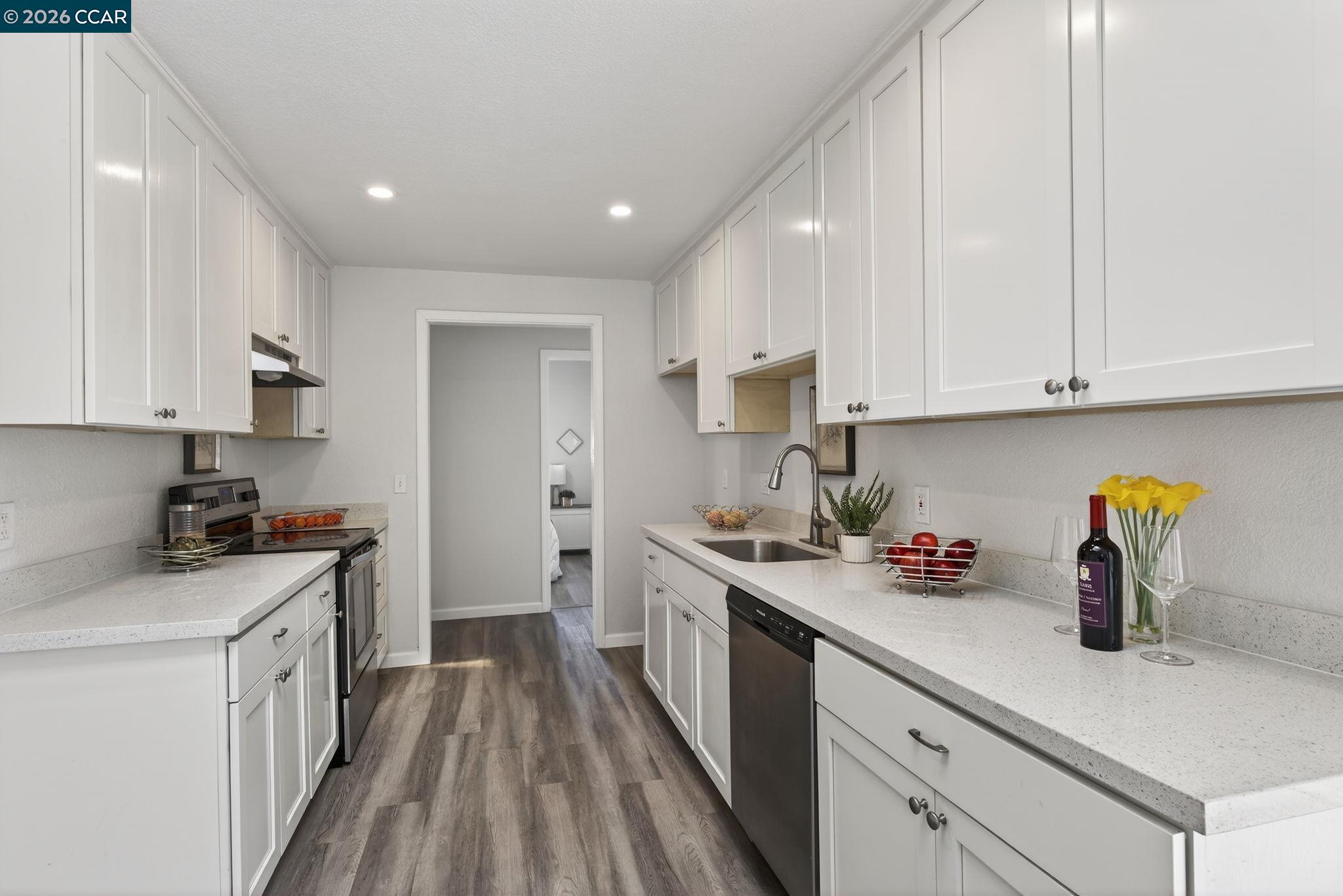 Detail Gallery Image 11 of 26 For 1241 Raymond Dr, Pacheco,  CA 94553 - 4 Beds | 2 Baths