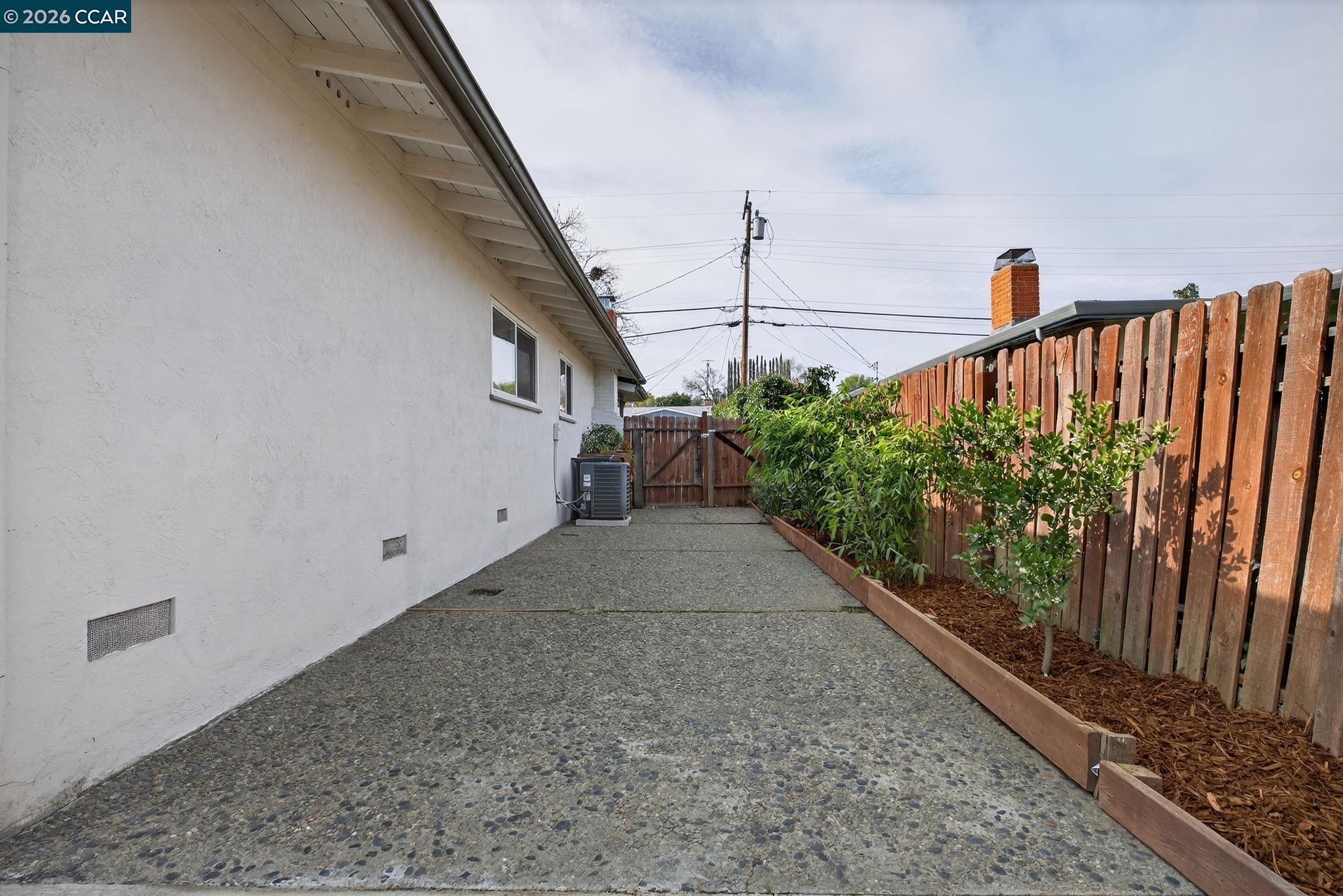 Detail Gallery Image 24 of 26 For 1241 Raymond Dr, Pacheco,  CA 94553 - 4 Beds | 2 Baths