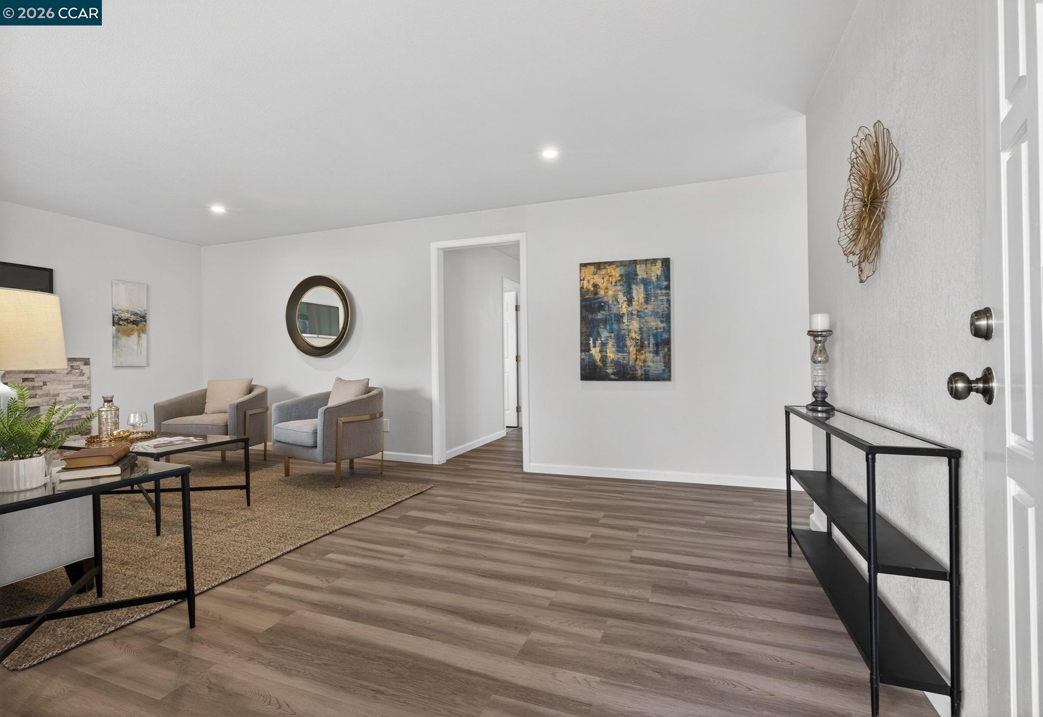 Detail Gallery Image 4 of 26 For 1241 Raymond Dr, Pacheco,  CA 94553 - 4 Beds | 2 Baths