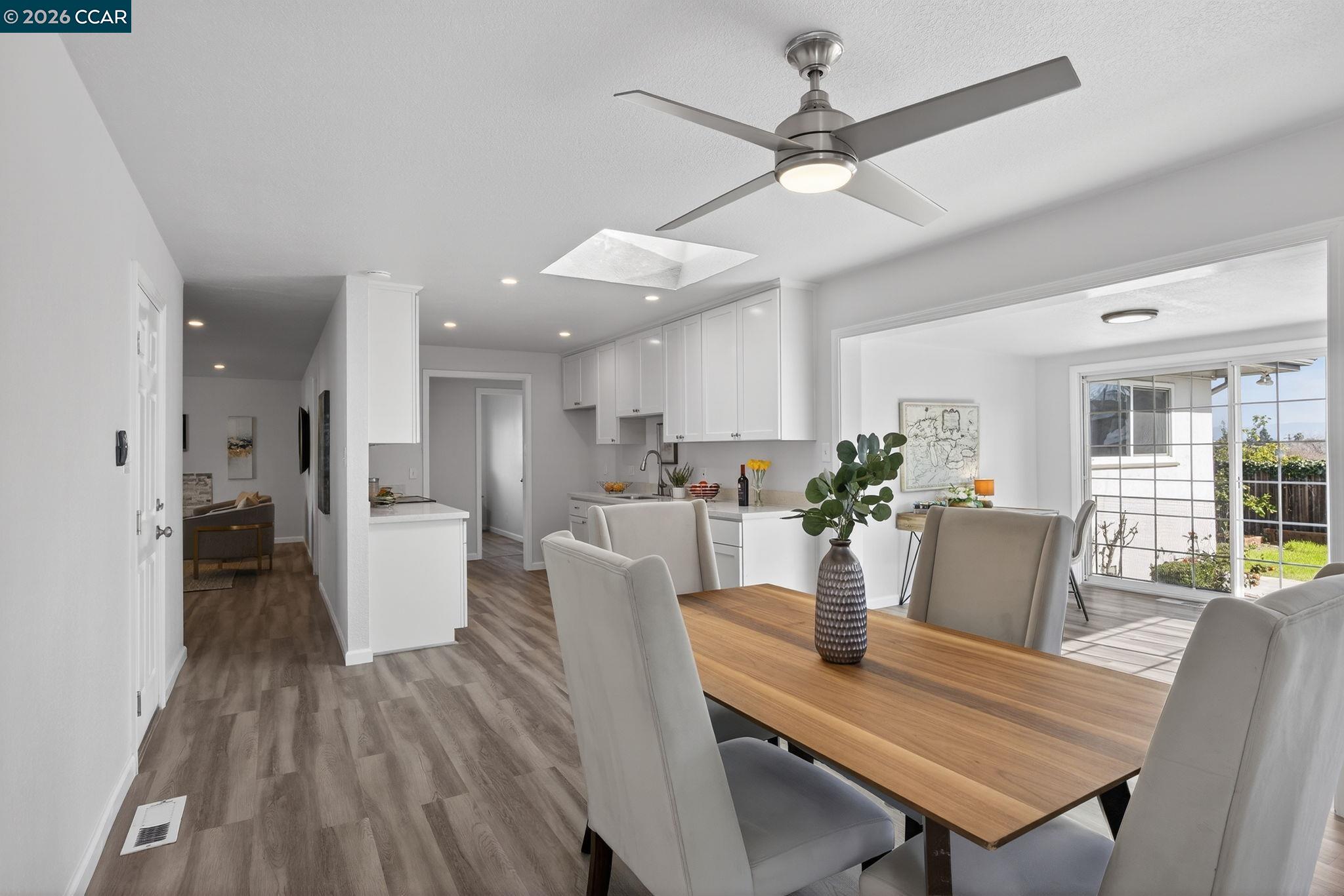 Detail Gallery Image 9 of 26 For 1241 Raymond Dr, Pacheco,  CA 94553 - 4 Beds | 2 Baths