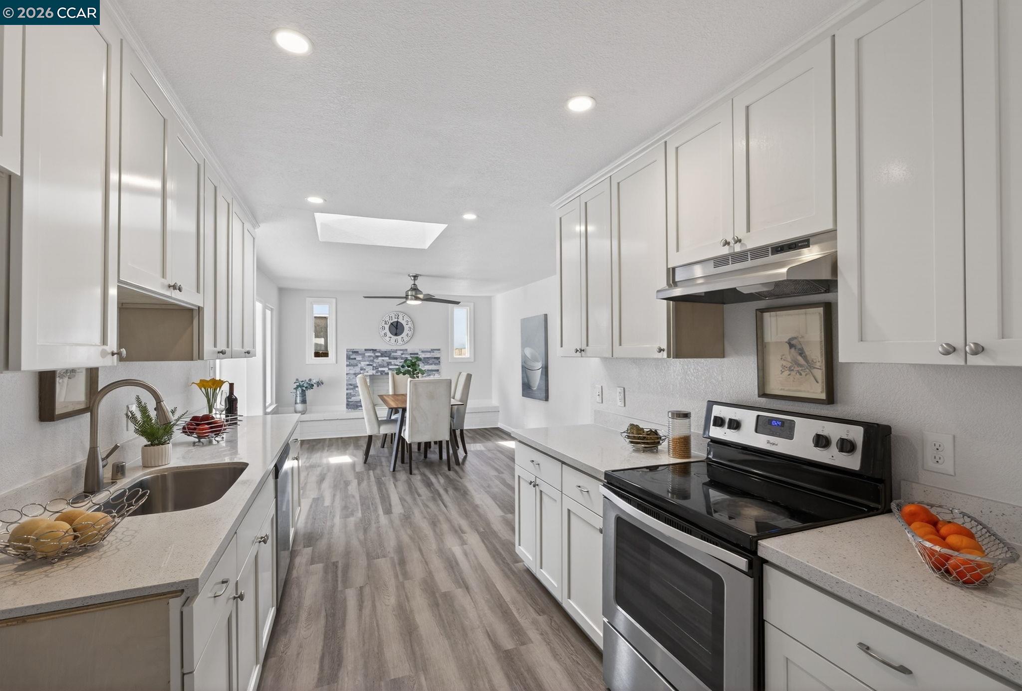 Detail Gallery Image 10 of 26 For 1241 Raymond Dr, Pacheco,  CA 94553 - 4 Beds | 2 Baths