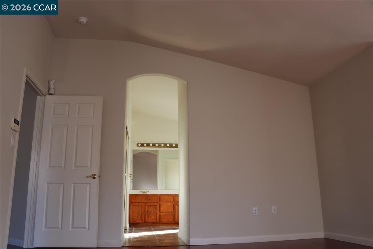 Detail Gallery Image 19 of 34 For 4037 Coleman Circle, Richmond,  CA 94806 - 4 Beds | 3/3 Baths