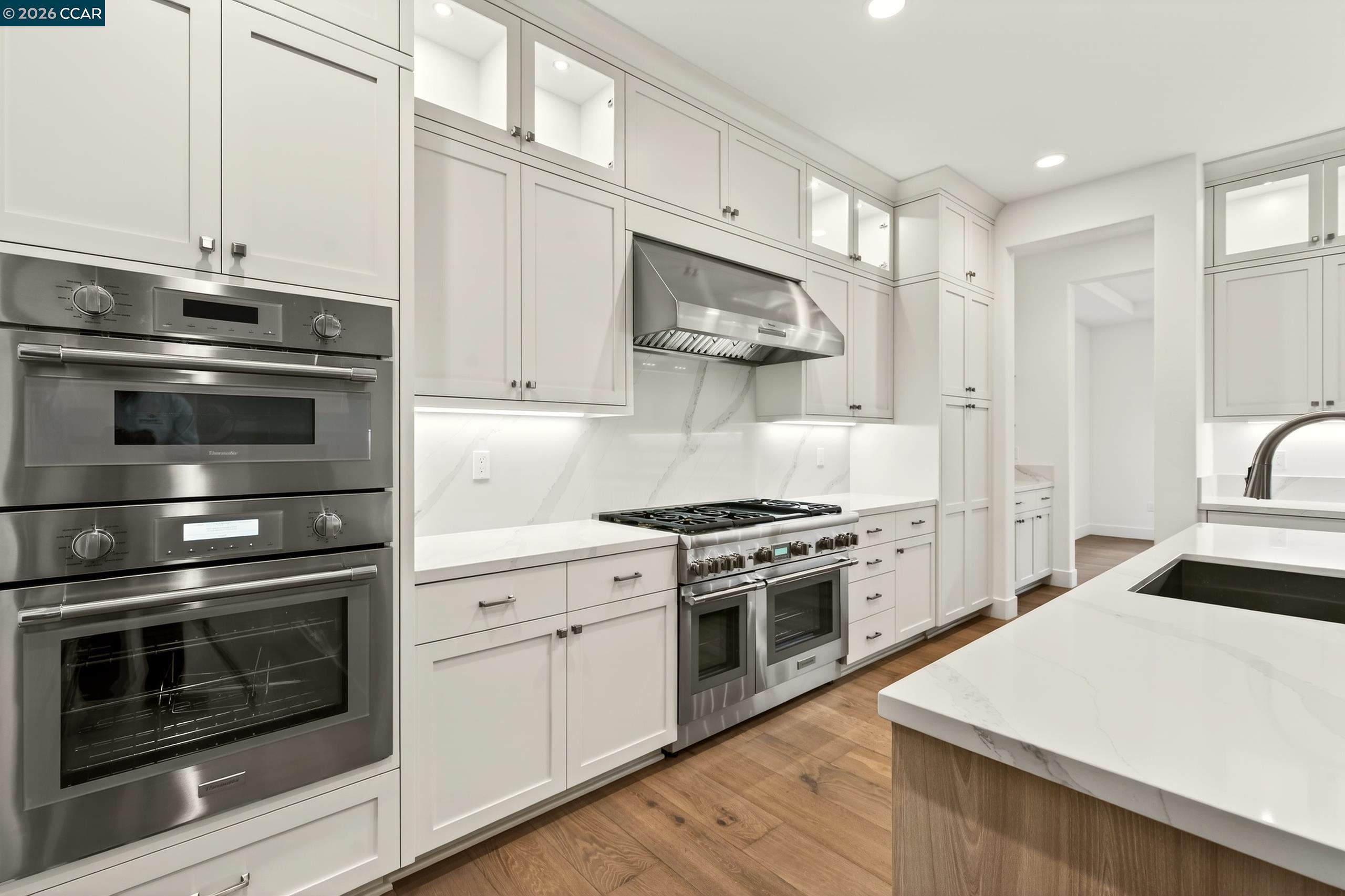 Detail Gallery Image 8 of 30 For 100 Tobiano Court, Danville,  CA 94506 - 4 Beds | 4/2 Baths