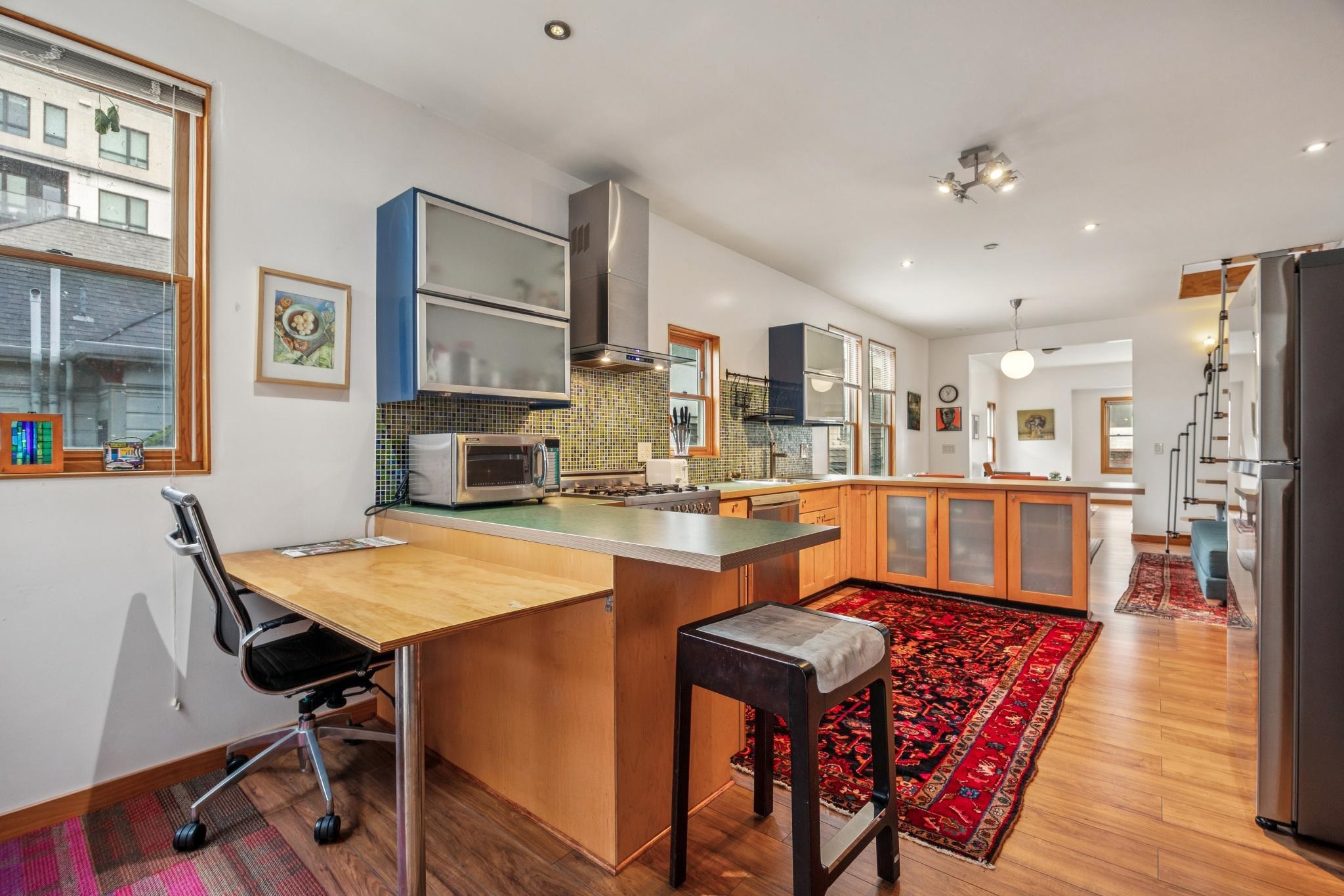 Detail Gallery Image 12 of 48 For 356-360 24th St, Oakland,  CA 94612 - – Beds | – Baths