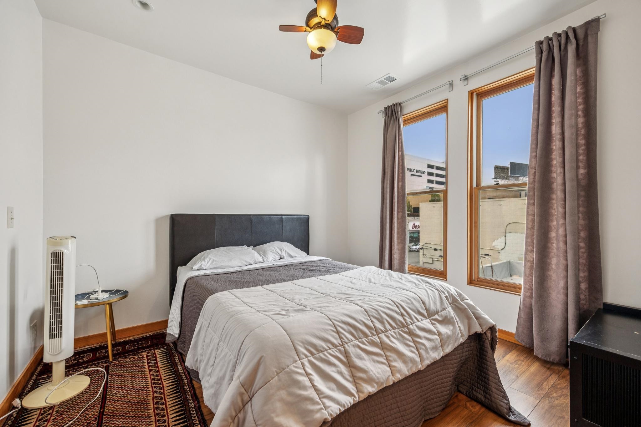 Detail Gallery Image 14 of 48 For 356-360 24th St, Oakland,  CA 94612 - – Beds | – Baths