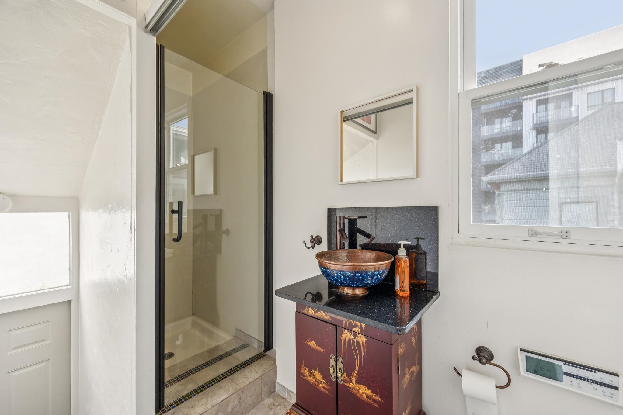 Detail Gallery Image 20 of 48 For 356-360 24th St, Oakland,  CA 94612 - – Beds | – Baths