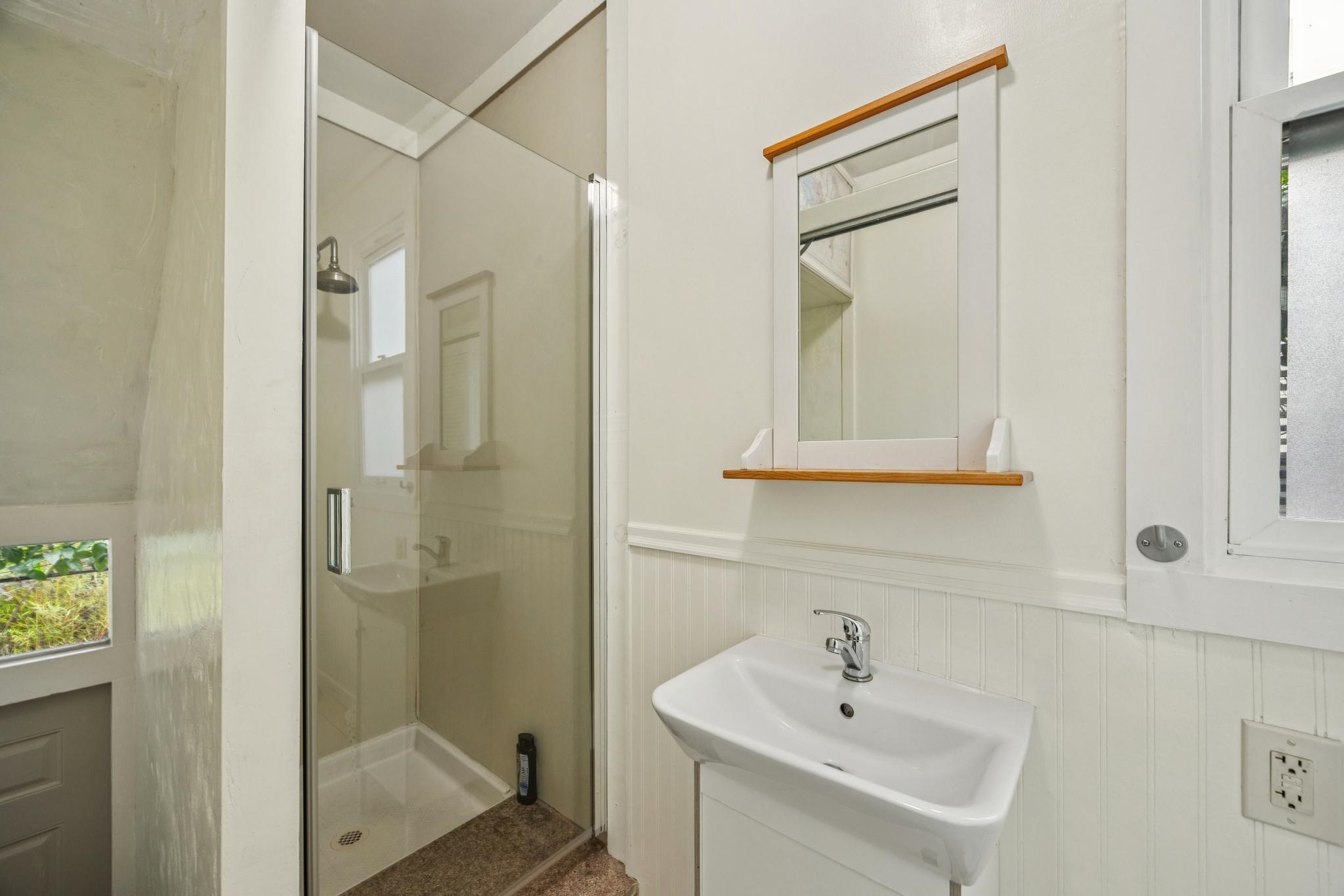 Detail Gallery Image 34 of 48 For 356-360 24th St, Oakland,  CA 94612 - – Beds | – Baths