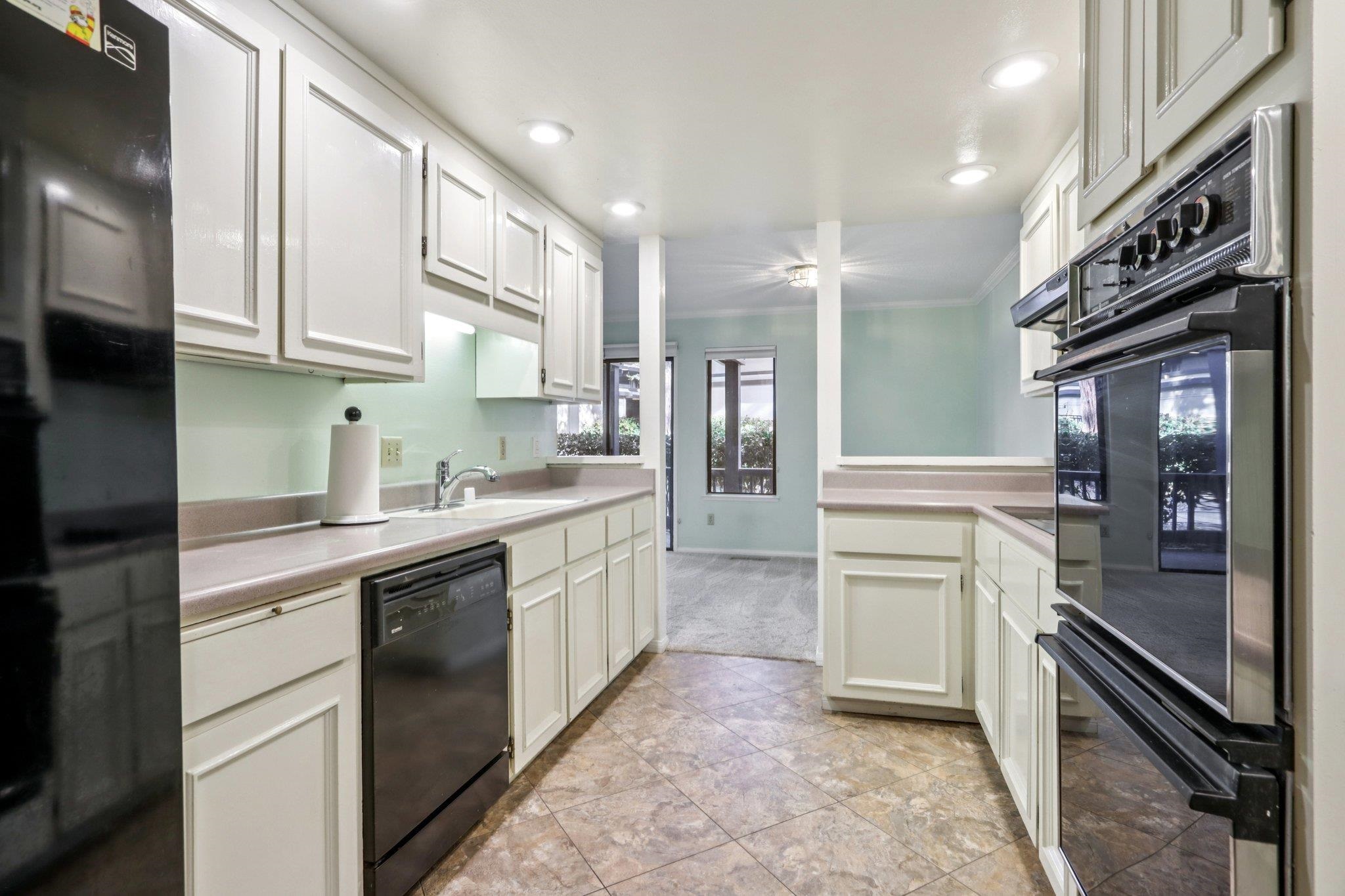 Detail Gallery Image 11 of 25 For 165 Rubicon Cir, Danville,  CA 94526 - 2 Beds | 2 Baths