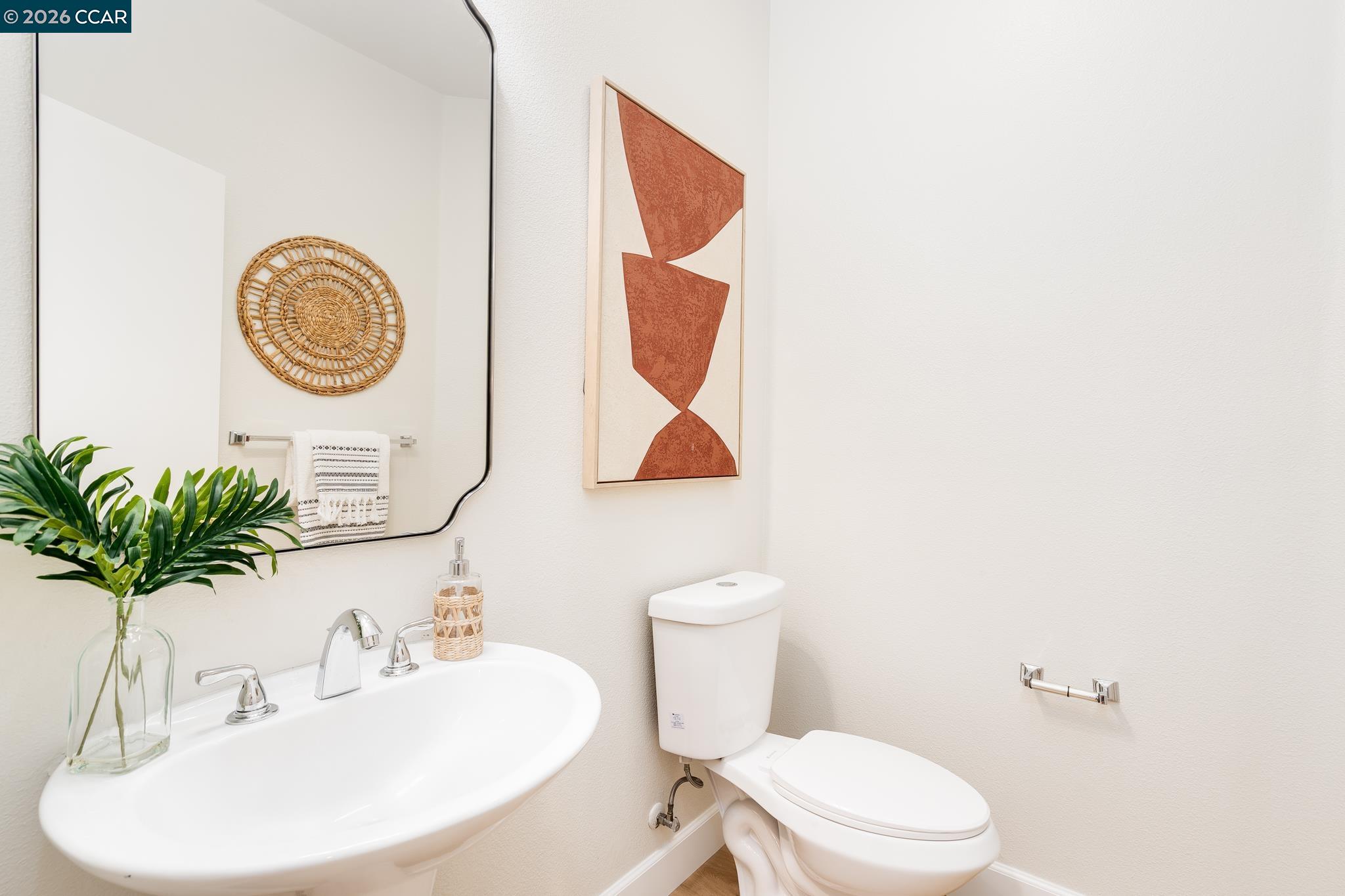 Detail Gallery Image 17 of 29 For 170 Shadowhill Cir, San Ramon,  CA 94583 - 4 Beds | 2/1 Baths