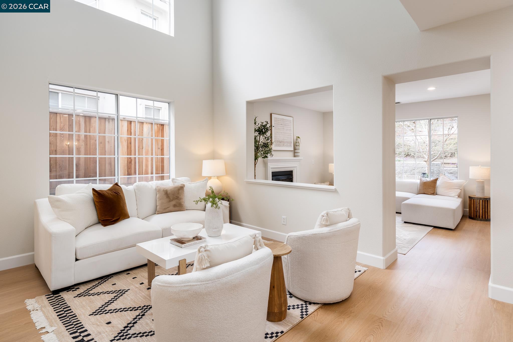 Detail Gallery Image 3 of 29 For 170 Shadowhill Cir, San Ramon,  CA 94583 - 4 Beds | 2/1 Baths