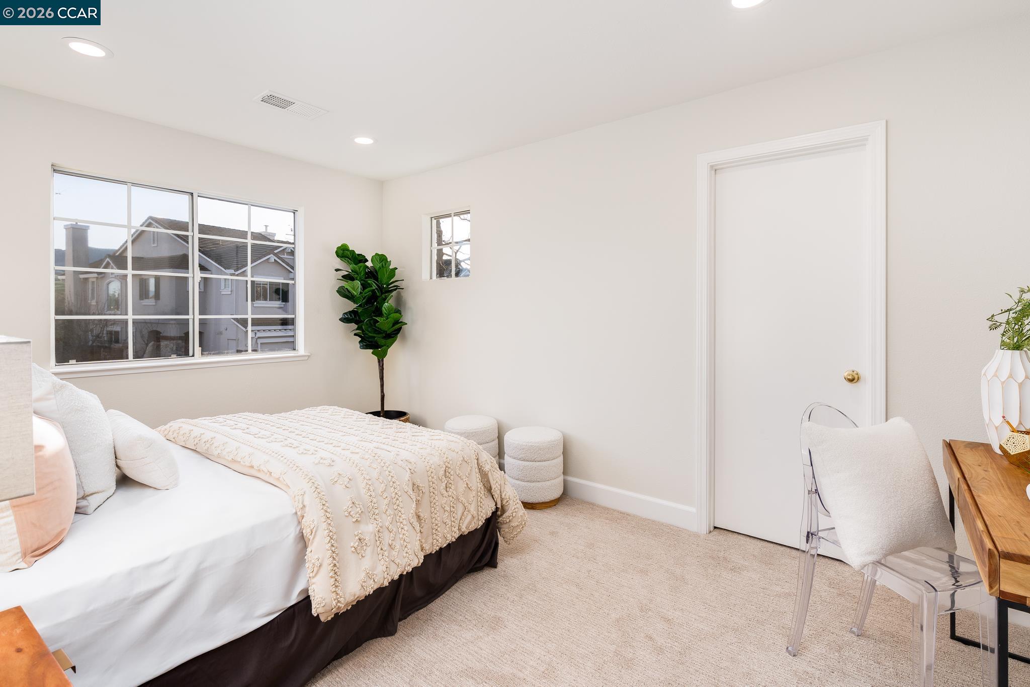 Detail Gallery Image 22 of 29 For 170 Shadowhill Cir, San Ramon,  CA 94583 - 4 Beds | 2/1 Baths