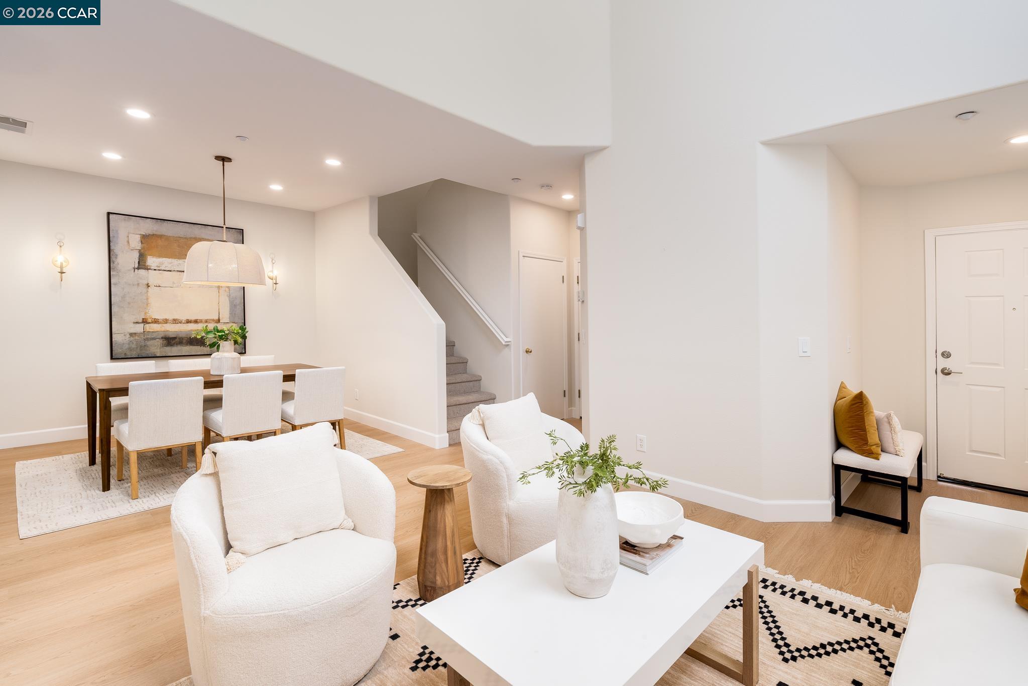 Detail Gallery Image 4 of 29 For 170 Shadowhill Cir, San Ramon,  CA 94583 - 4 Beds | 2/1 Baths