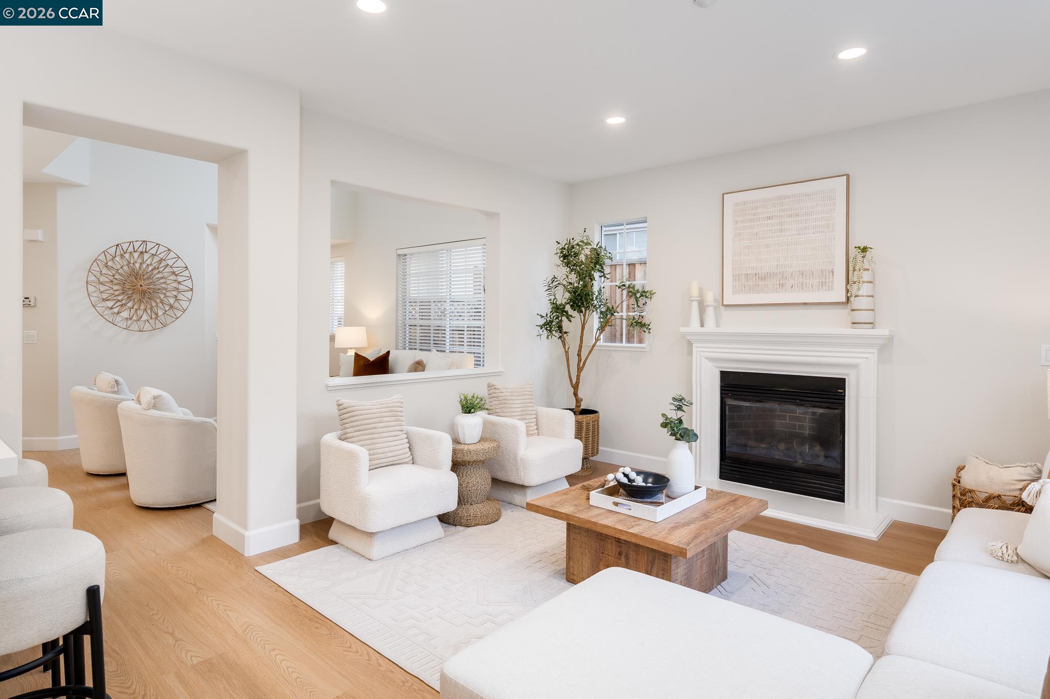 Detail Gallery Image 10 of 29 For 170 Shadowhill Cir, San Ramon,  CA 94583 - 4 Beds | 2/1 Baths