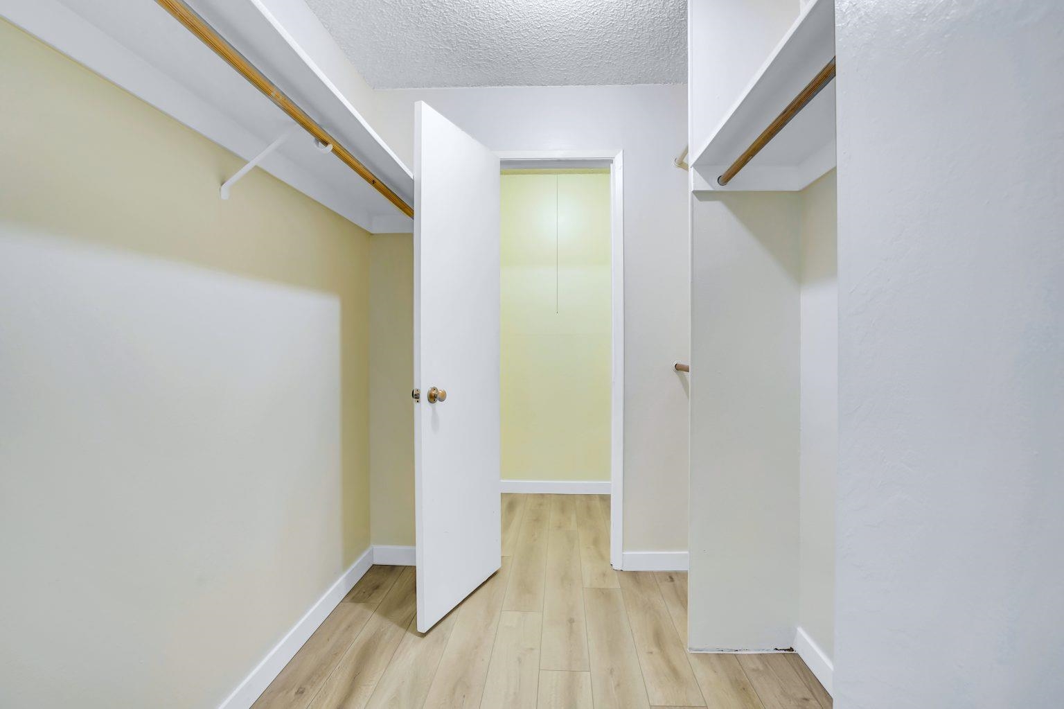 Photo #7: 41123017 Listing: Photo #7