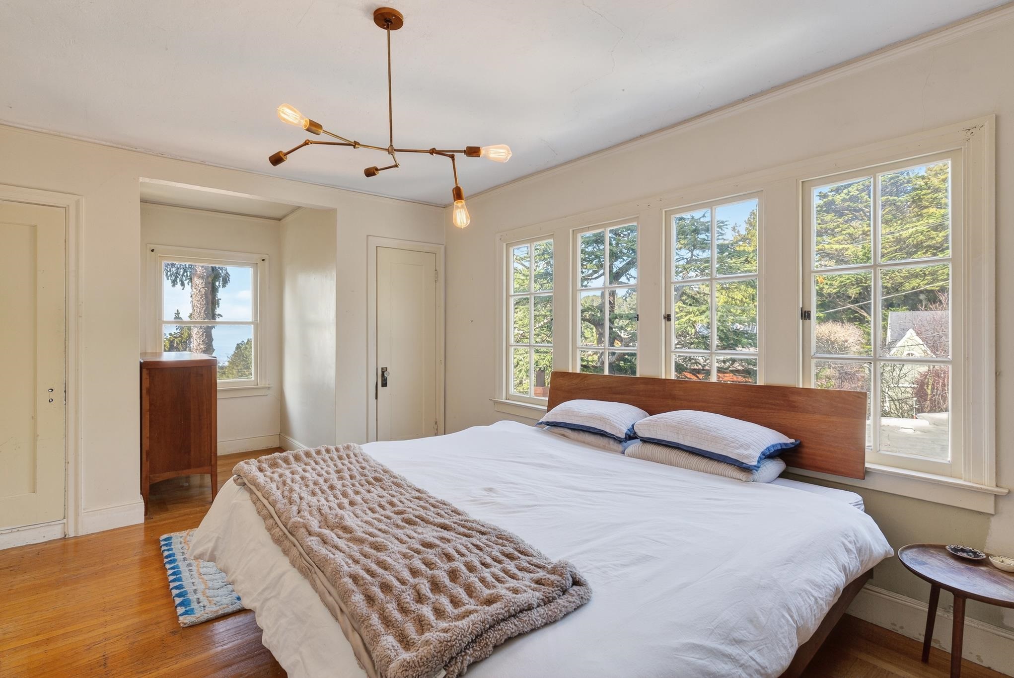 Detail Gallery Image 11 of 24 For 1106 Cragmont Ave, Berkeley,  CA 94708 - 2 Beds | 1 Baths