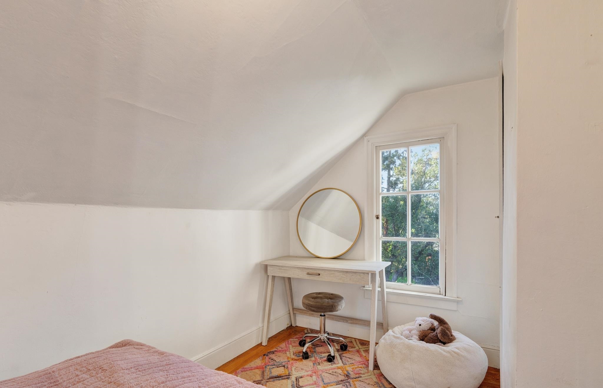 Detail Gallery Image 16 of 24 For 1106 Cragmont Ave, Berkeley,  CA 94708 - 2 Beds | 1 Baths