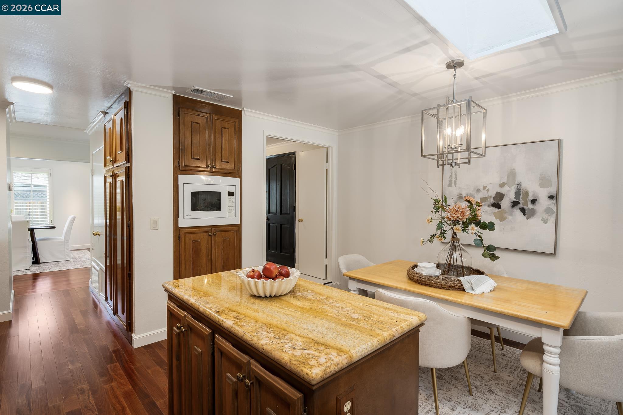 Detail Gallery Image 12 of 28 For 7591 Northland Pl, San Ramon,  CA 94583 - 3 Beds | 2 Baths