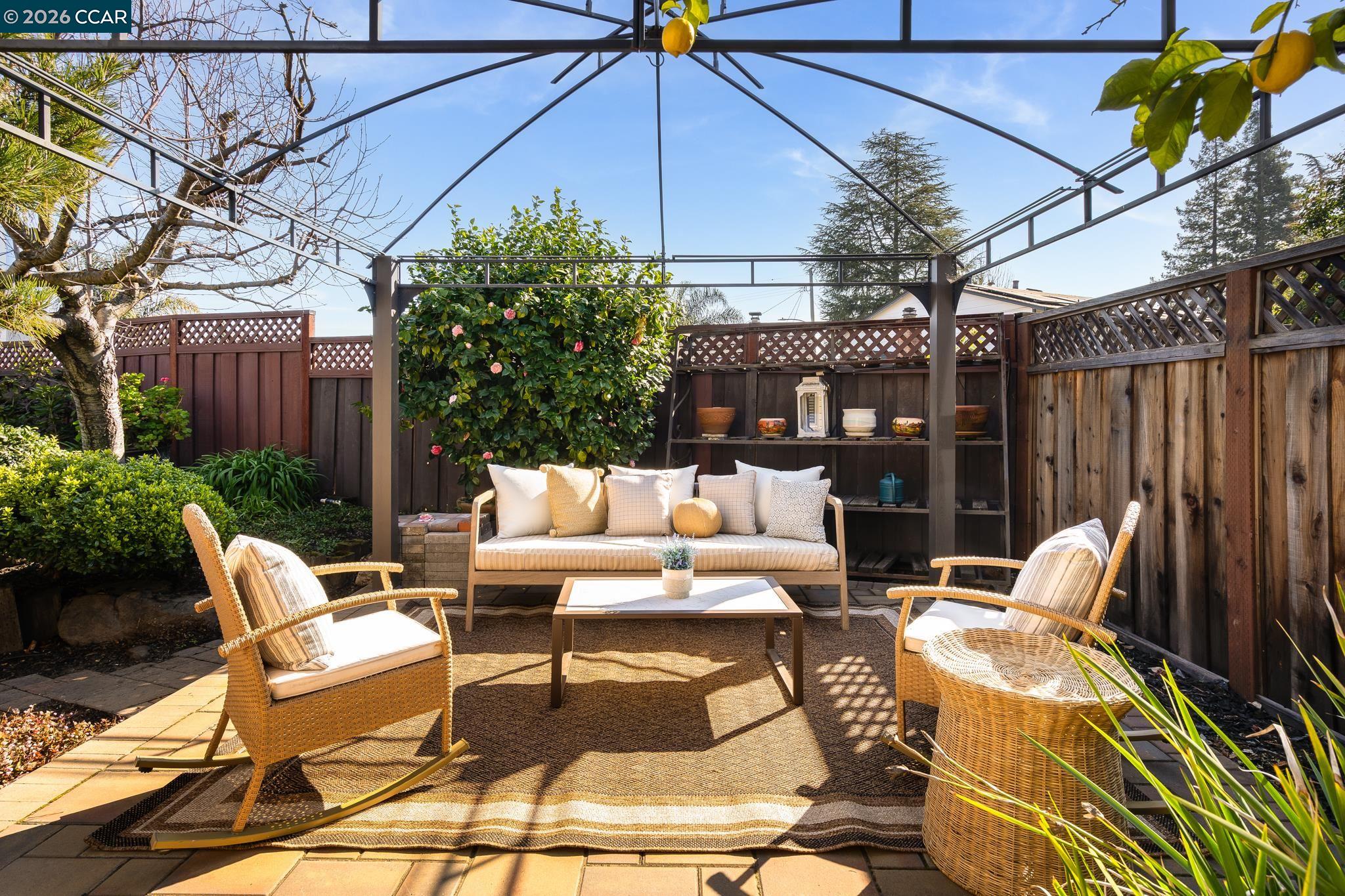 Detail Gallery Image 23 of 28 For 7591 Northland Pl, San Ramon,  CA 94583 - 3 Beds | 2 Baths