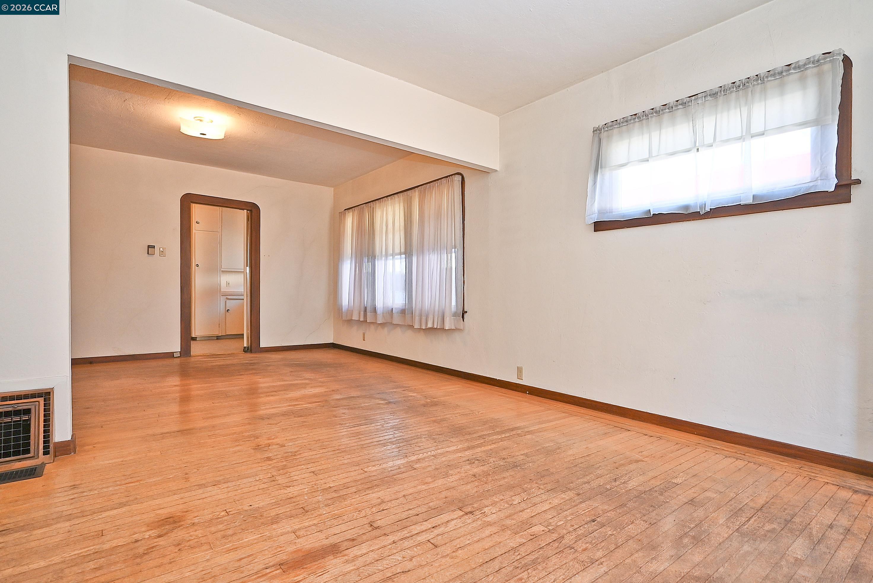 Detail Gallery Image 40 of 48 For 209-211 Arroyo Ave, San Leandro,  CA 94577 - – Beds | – Baths