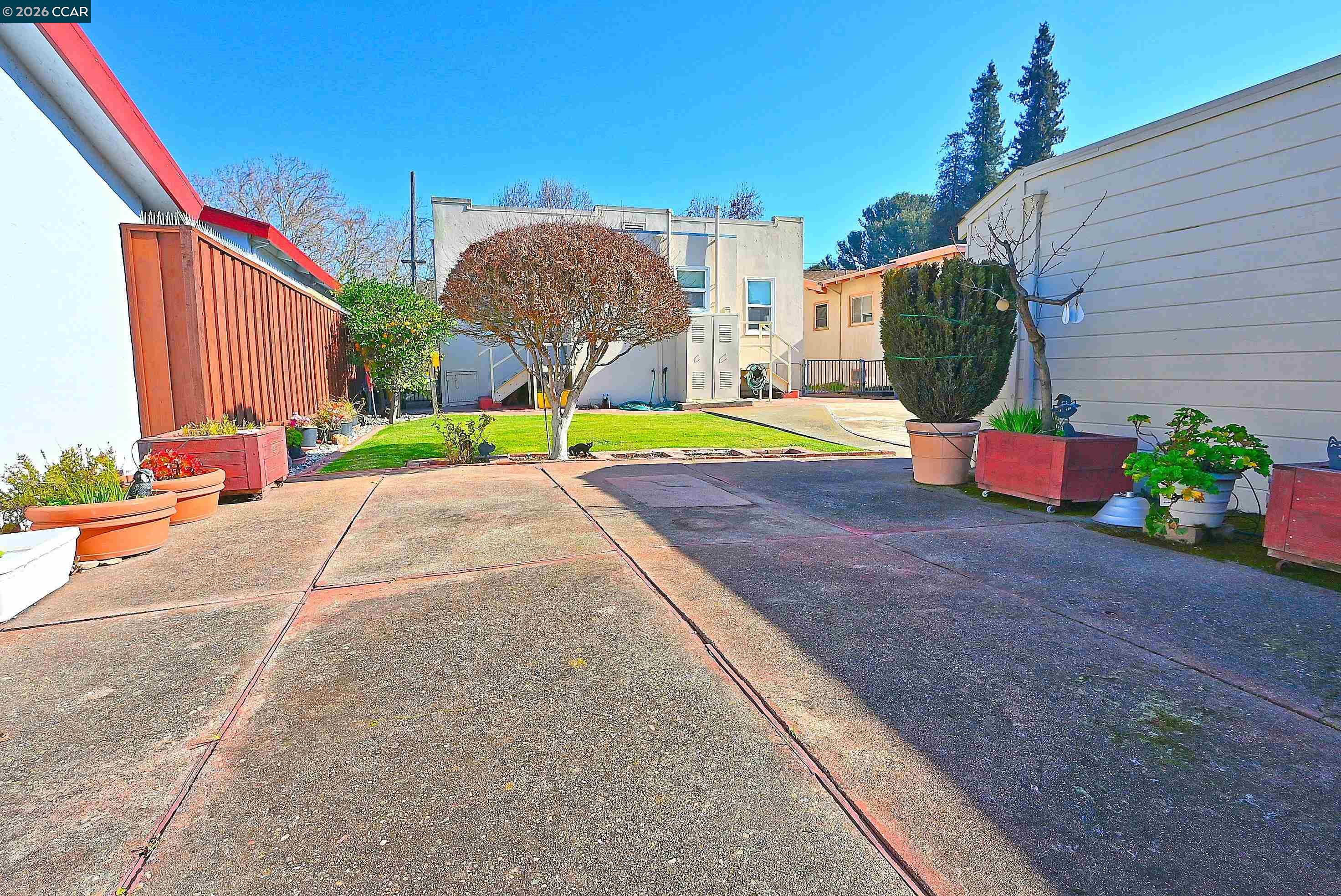 Detail Gallery Image 15 of 48 For 209 Arroyo Ave, San Leandro,  CA 94577 - 2 Beds | 2 Baths