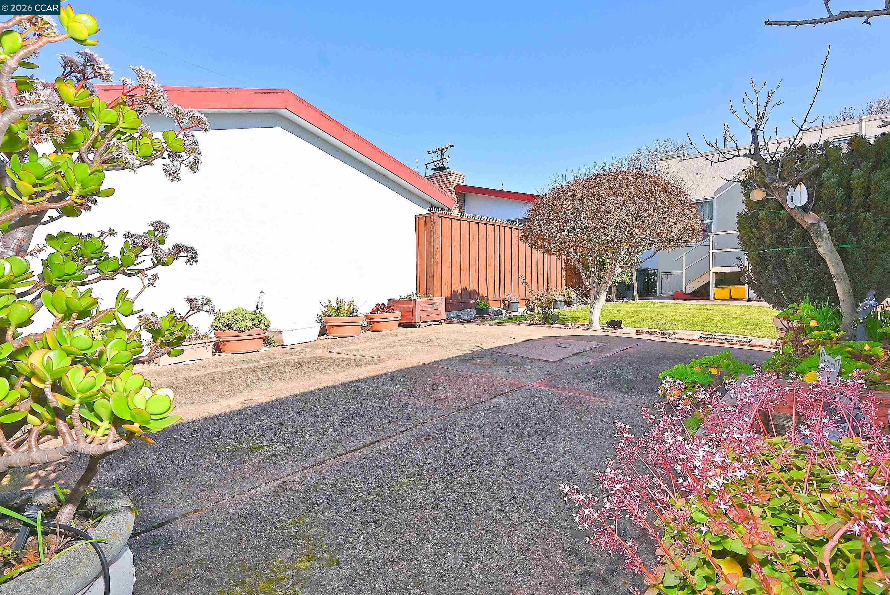 Detail Gallery Image 16 of 48 For 209 Arroyo Ave, San Leandro,  CA 94577 - 2 Beds | 2 Baths