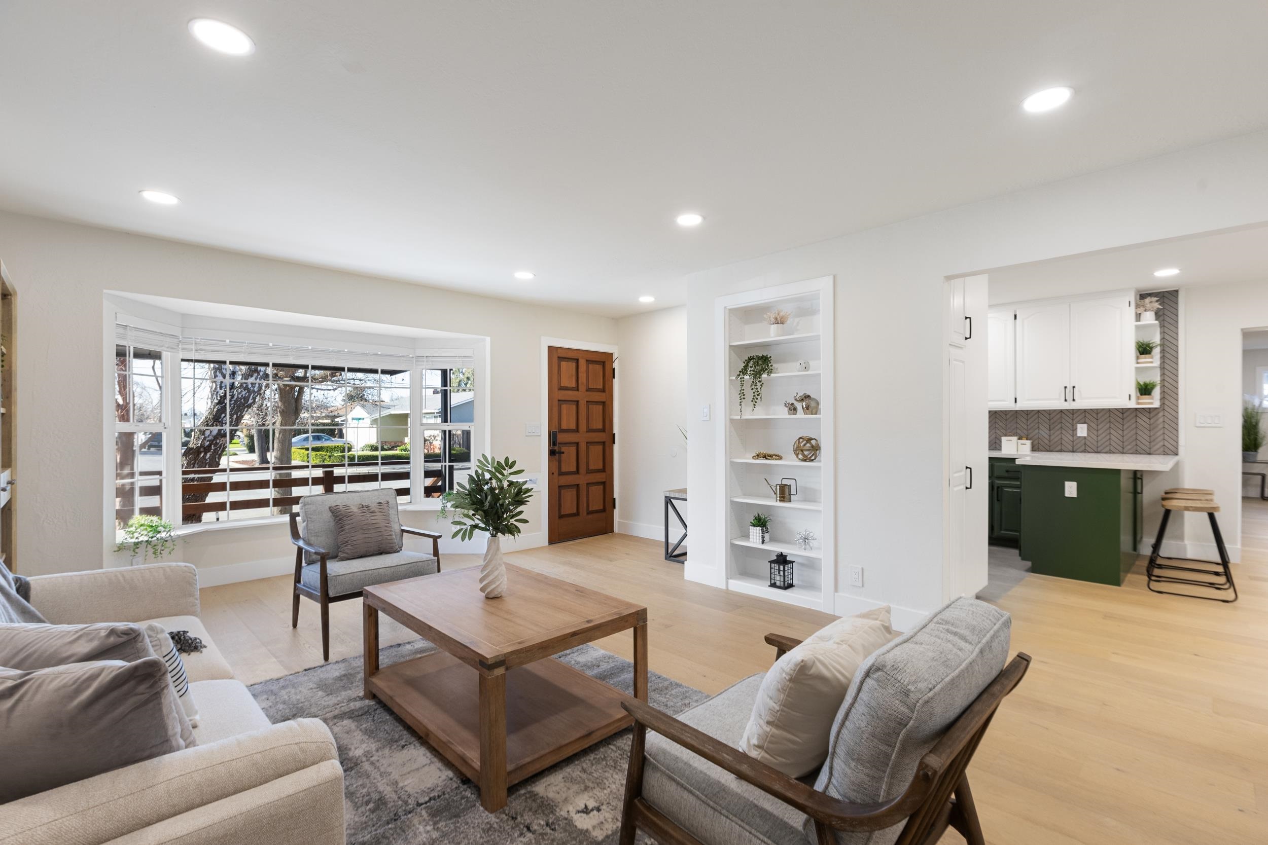 Detail Gallery Image 12 of 59 For 38952 Emrol Ave, Fremont,  CA 94536-7313 - 6 Beds | 3 Baths