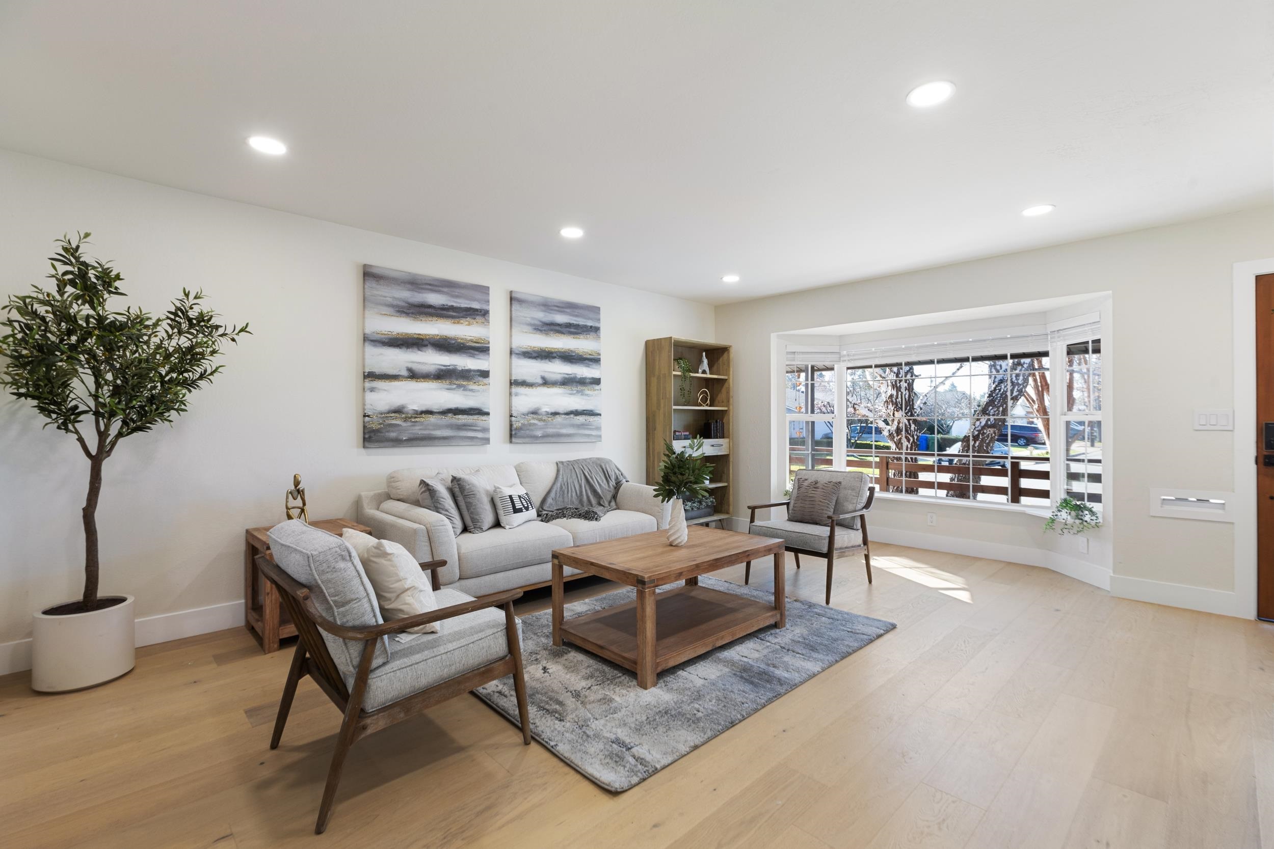 Detail Gallery Image 10 of 59 For 38952 Emrol Ave, Fremont,  CA 94536-7313 - 6 Beds | 3 Baths