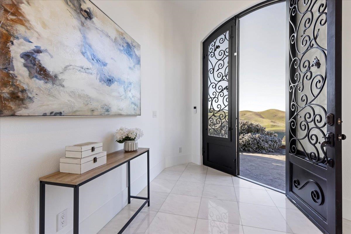 Detail Gallery Image 5 of 60 For 12400 Morgan Territory Rd, Livermore,  CA 94551 - 5 Beds | 5/1 Baths